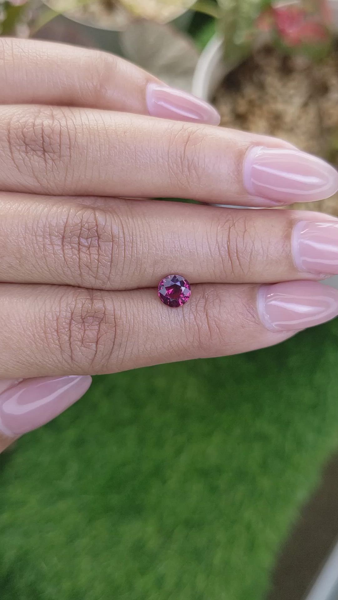 0.98 Ct. Purplish Red Rhodolite Garnet from Ceylon (Sri Lanka) Size Video