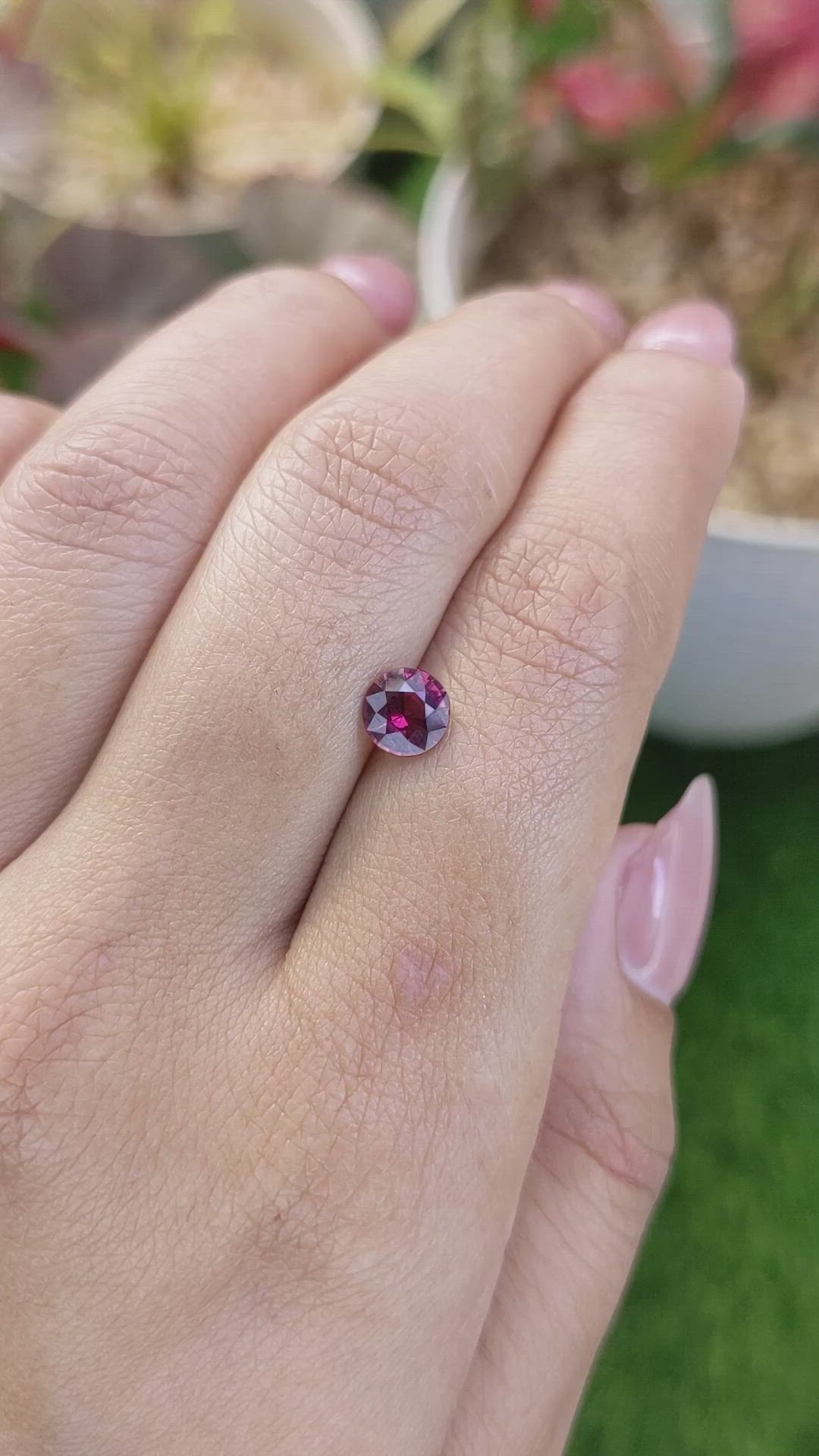 0.98 Ct. Purplish Red Rhodolite Garnet from Ceylon (Sri Lanka) Size Video