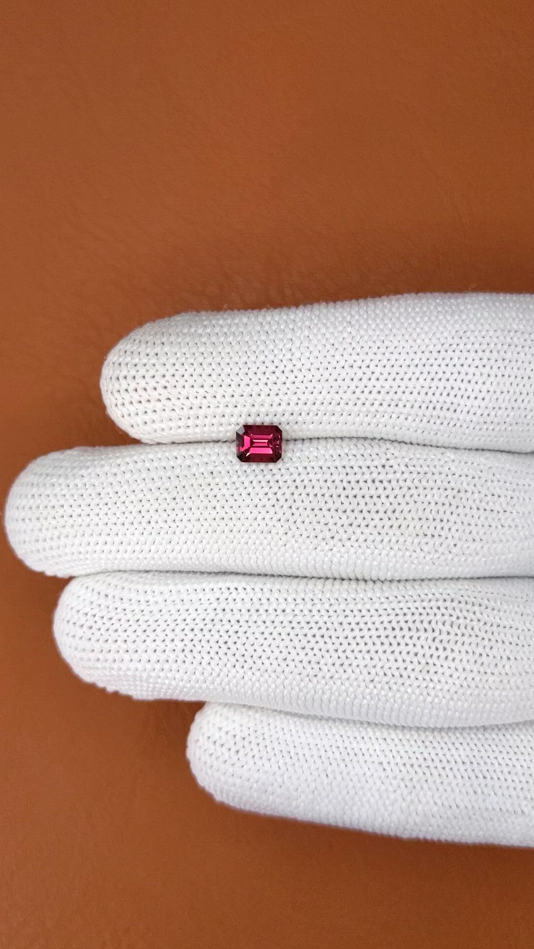 0.77 Ct. Purplish Pink Rhodolite Garnet from Ceylon (Sri Lanka) Size Video