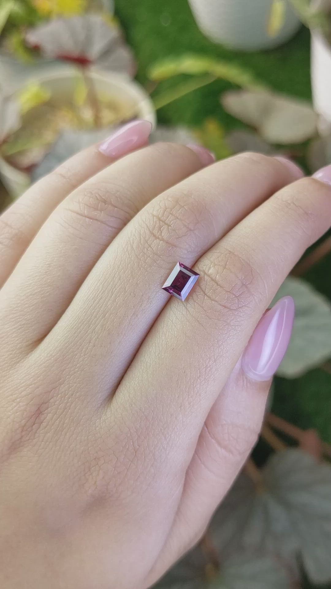 1.11 Ct. Purplish Pink Rhodolite Garnet from Ceylon (Sri Lanka) Size Video