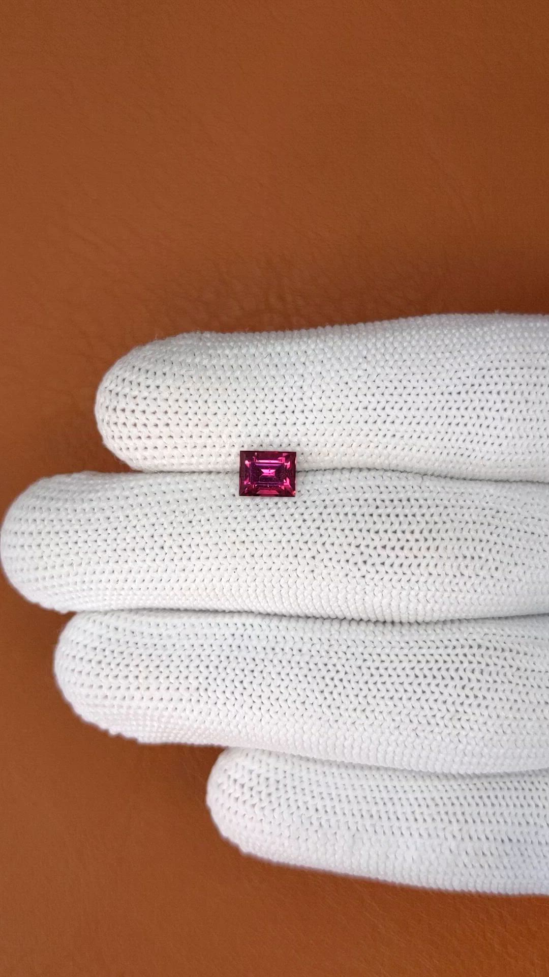 1.11 Ct. Purplish Pink Rhodolite Garnet from Ceylon (Sri Lanka) Size Video