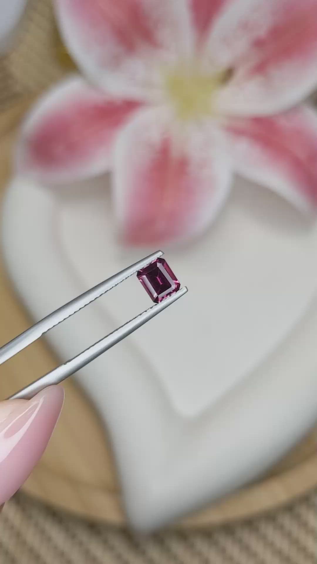 0.76 Ct. Purplish Pink Rhodolite Garnet from Ceylon (Sri Lanka) Size Video