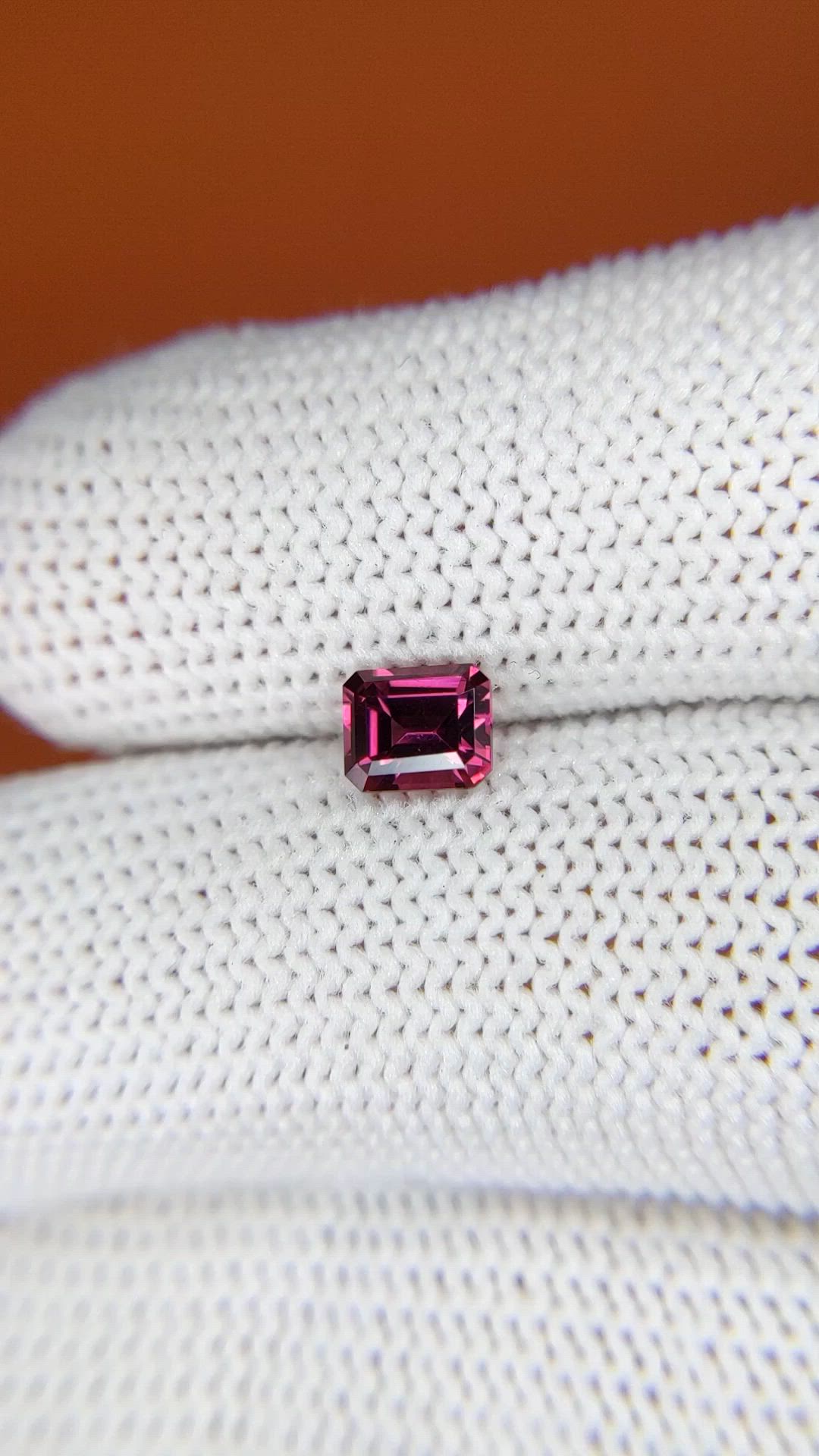 0.76 Ct. Purplish Pink Rhodolite Garnet from Ceylon (Sri Lanka) Size Video