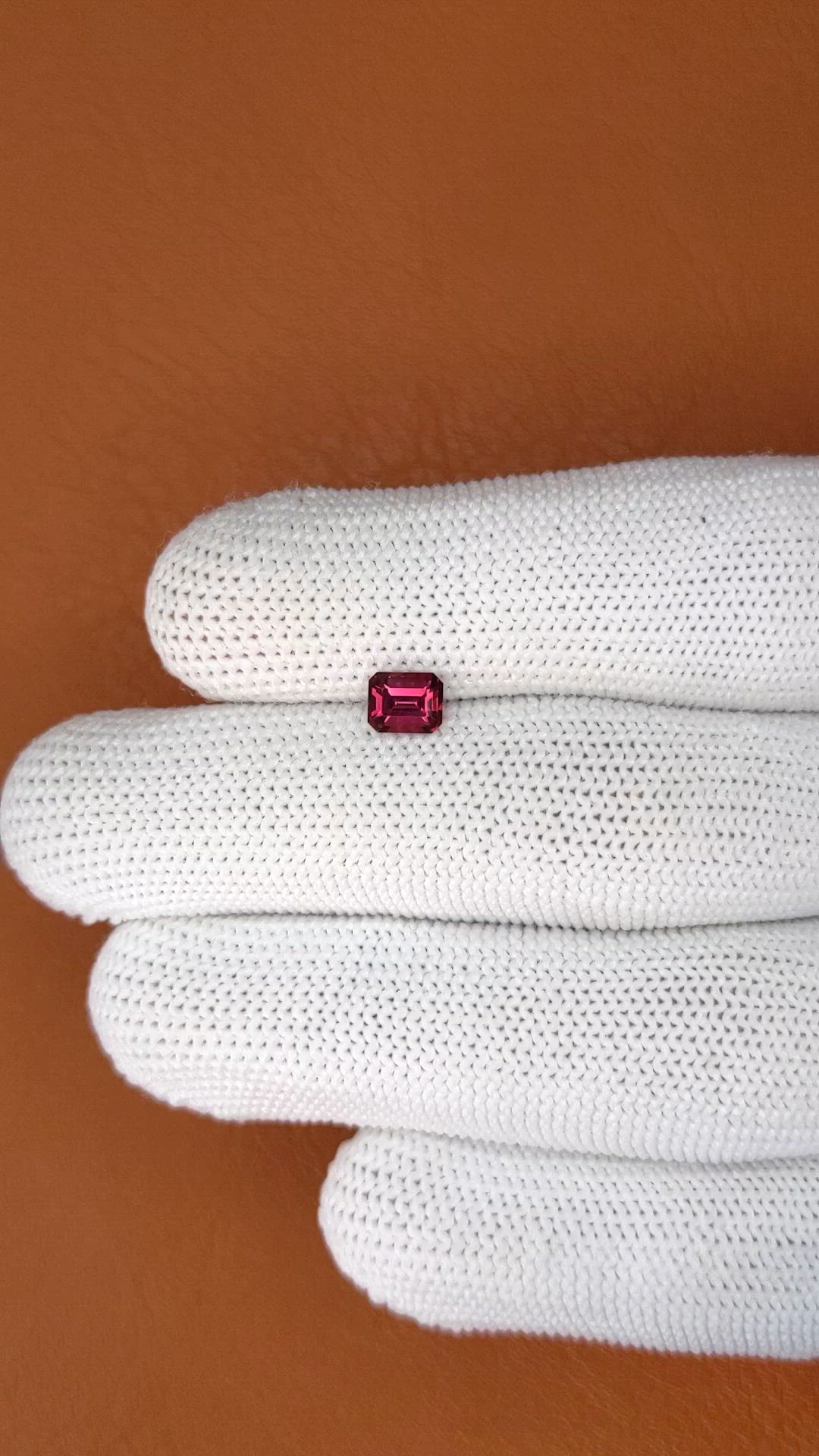 0.72 Ct. Pinkish Red Garnet from Ceylon (Sri Lanka) Size Video