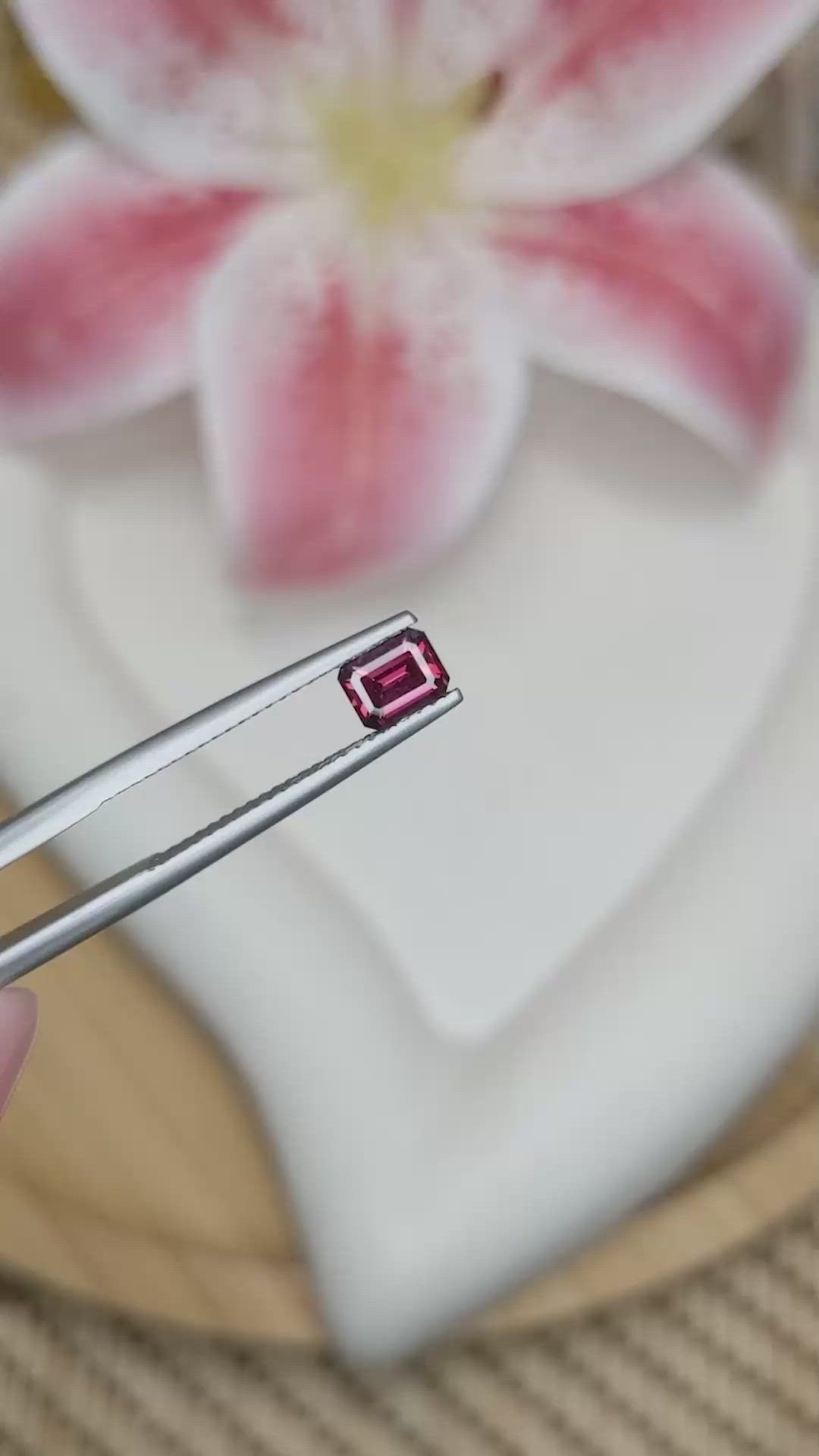 0.72 Ct. Pinkish Red Garnet from Ceylon (Sri Lanka) Size Video