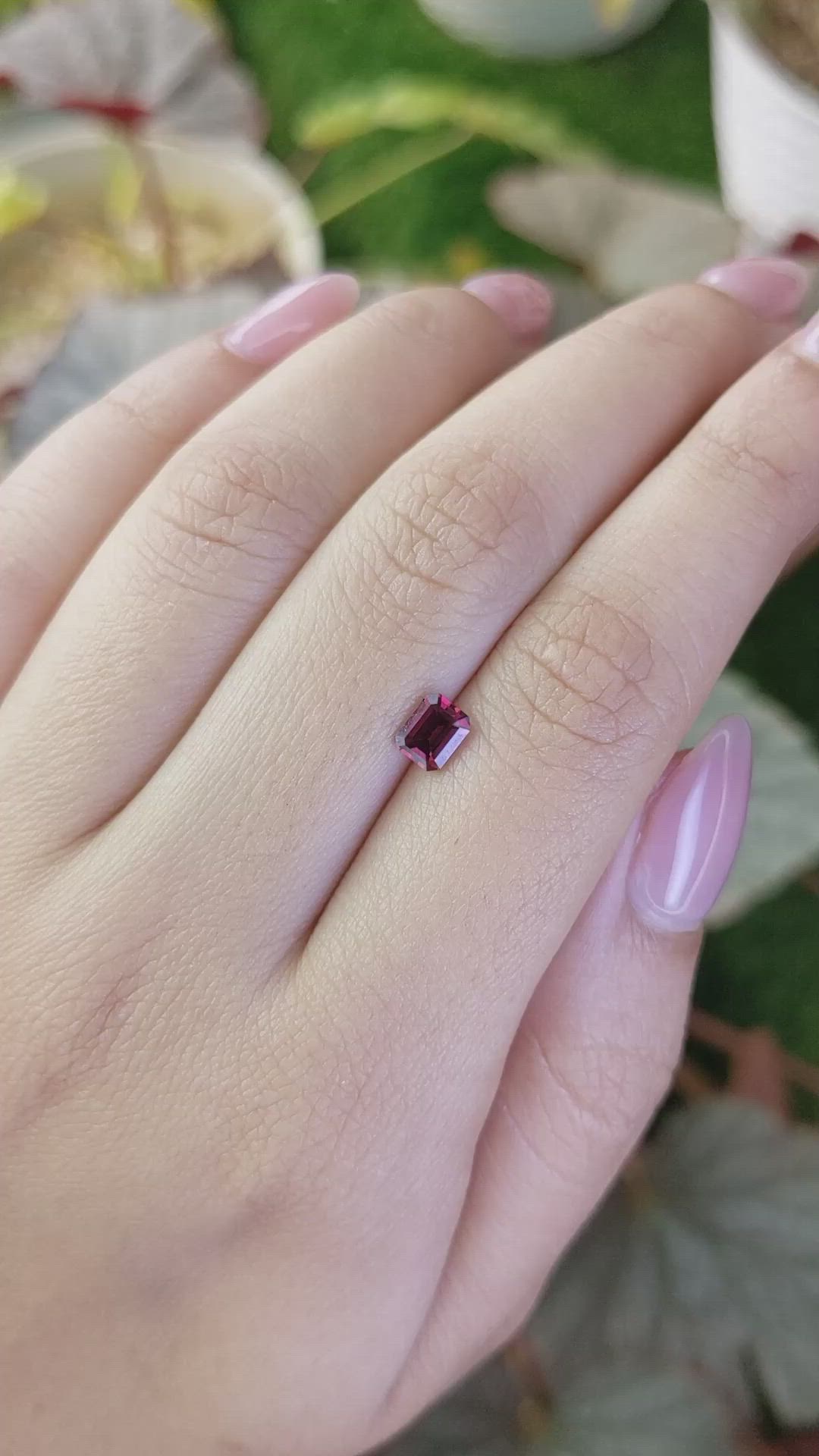 0.72 Ct. Pinkish Red Garnet from Ceylon (Sri Lanka) Size Video