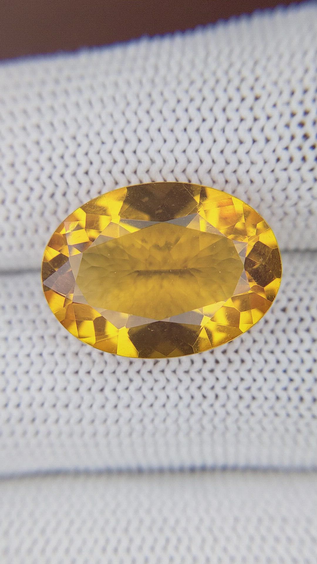 10.12 Ct. Yellow Quartz Size Video