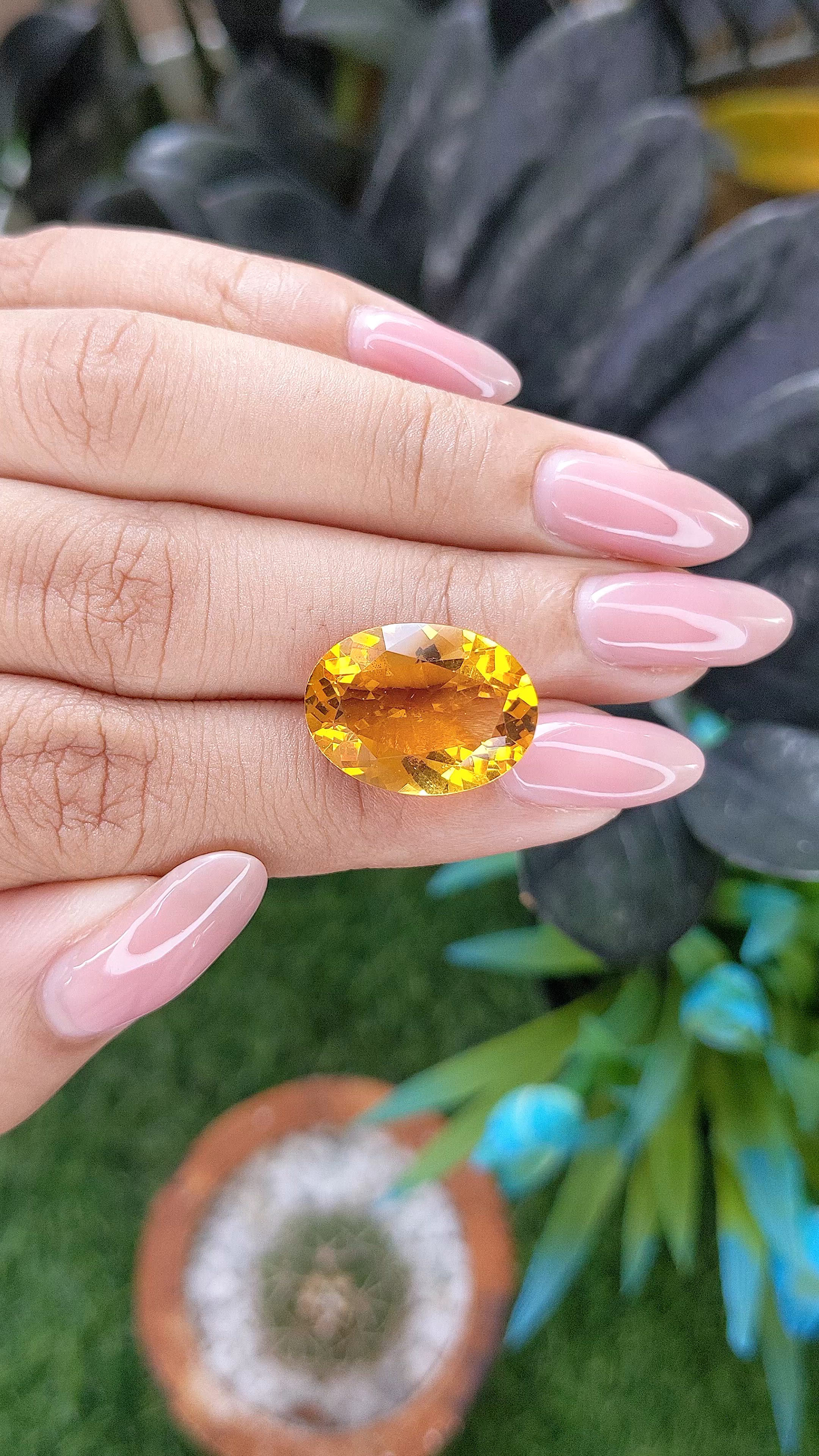 10.12 Ct. Yellow Quartz Size Video