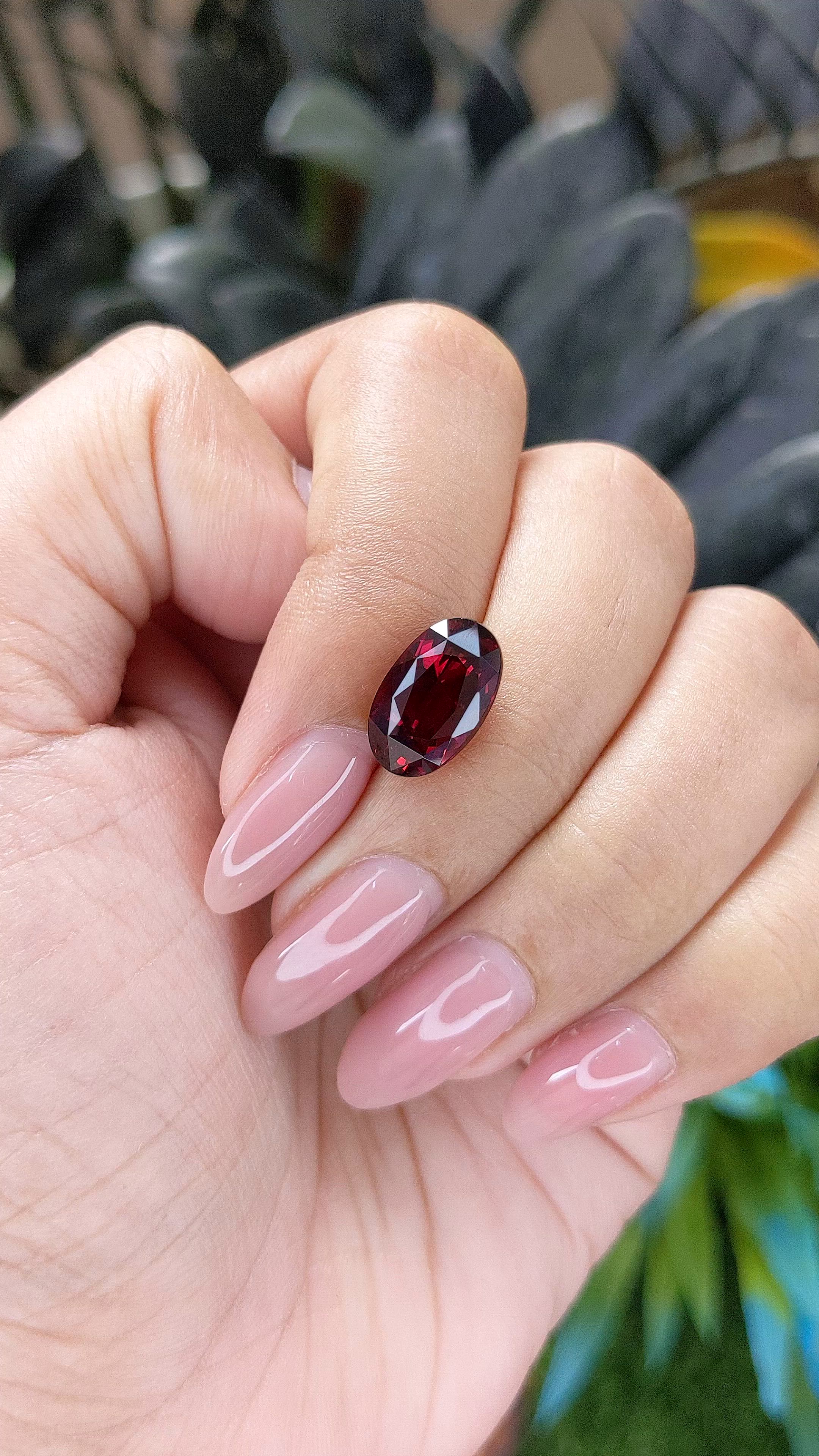4.66 Ct. Red Garnet from South Africa Size Video