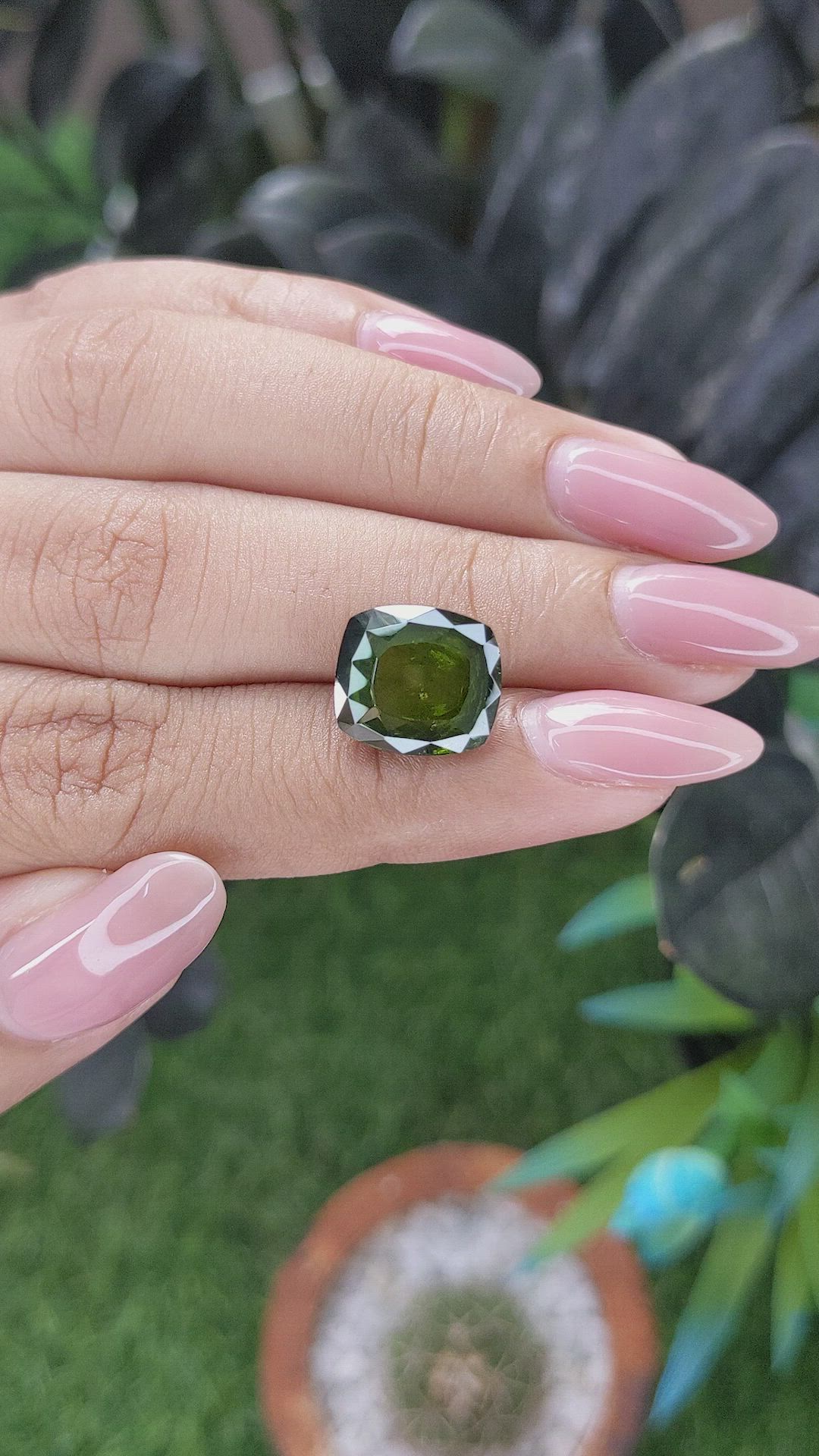 8.30 Ct. Green Zircon from Ceylon (Sri Lanka) Size Video