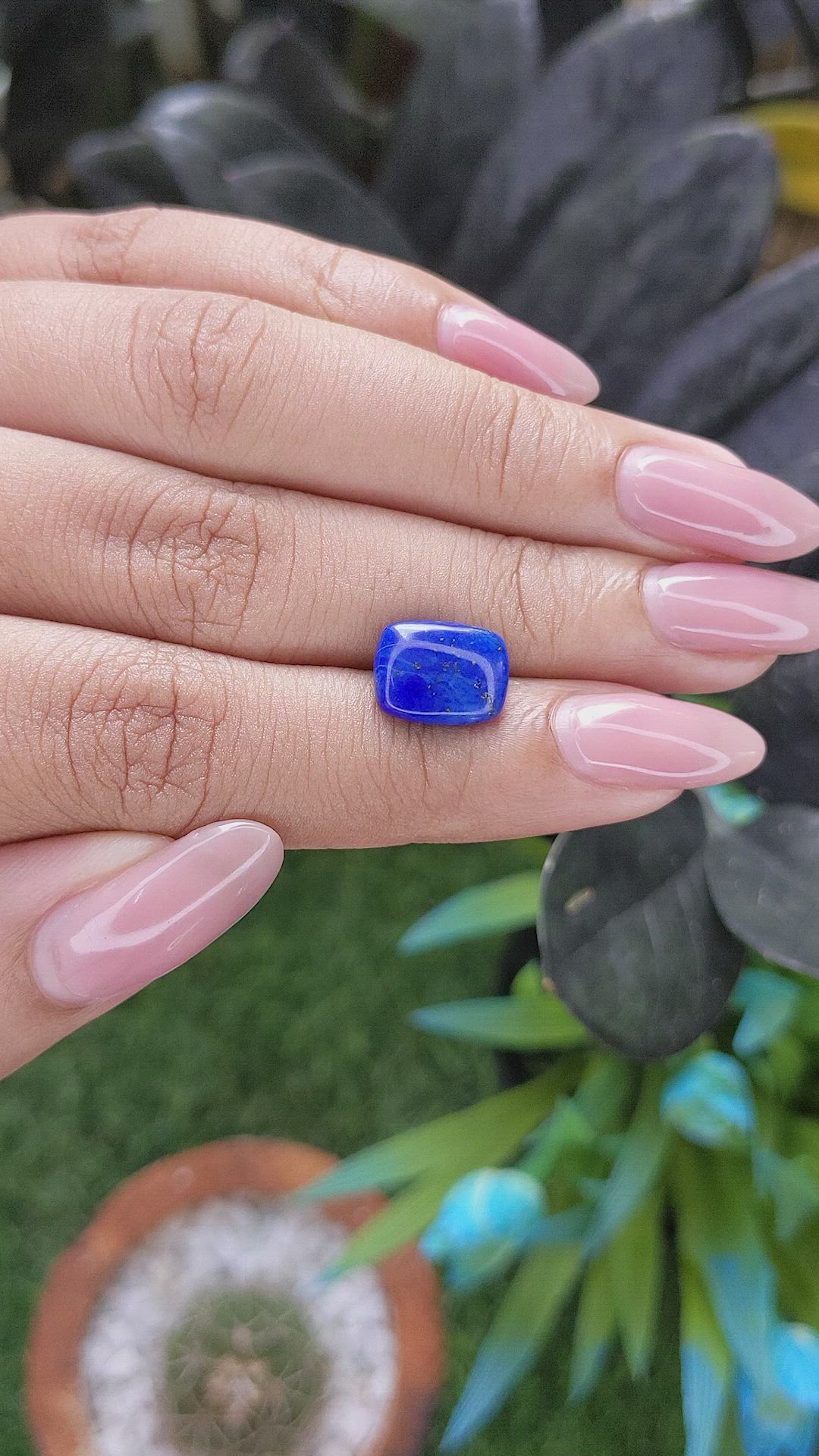 2.75 Ct. Lapis from Afghanistan Size Video