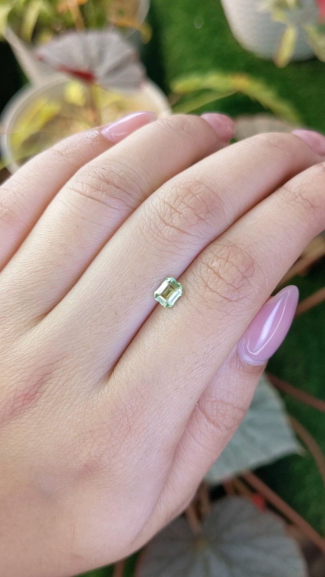 0.53 Ct. Green (Lime Green) Peridot from Pakistan Size Video