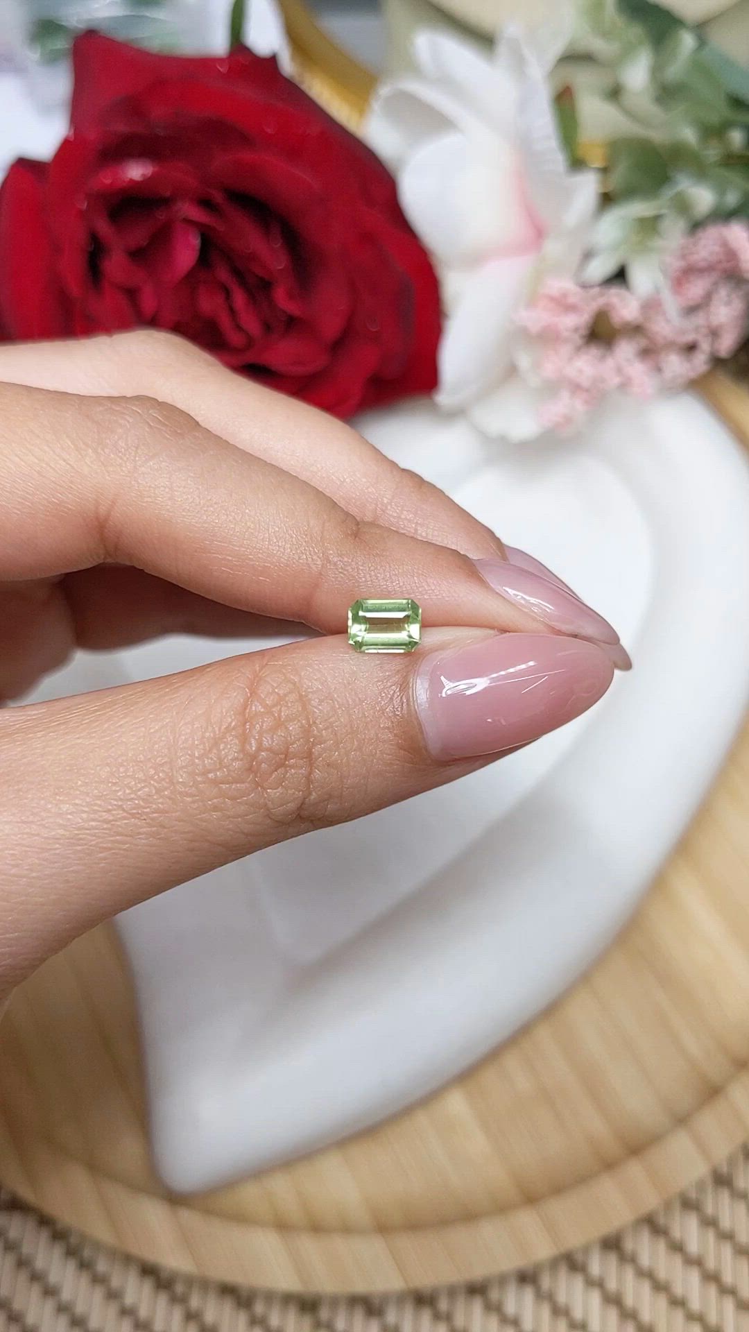 0.84 Ct. Green (Lime Green) Peridot from Pakistan Size Video