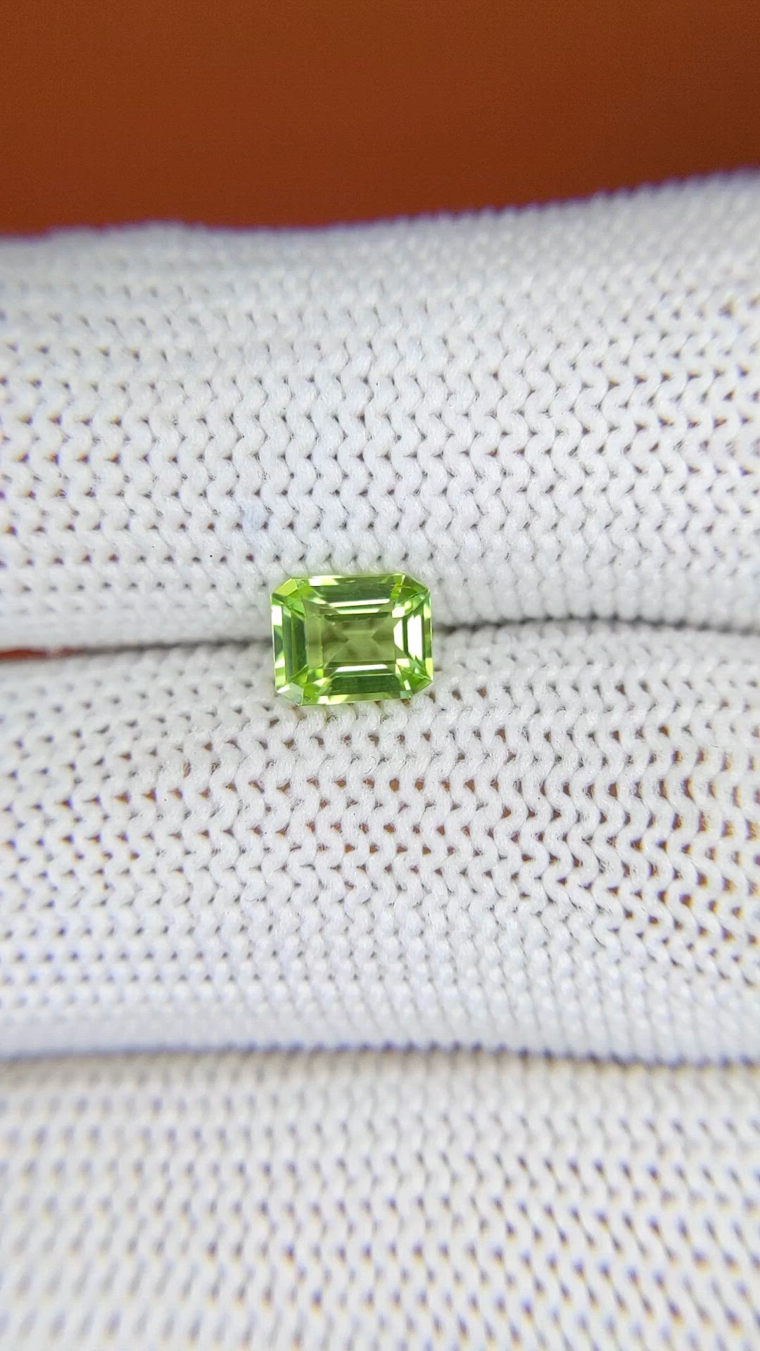 0.87 Ct. Green (Lime Green) Peridot from Pakistan Size Video