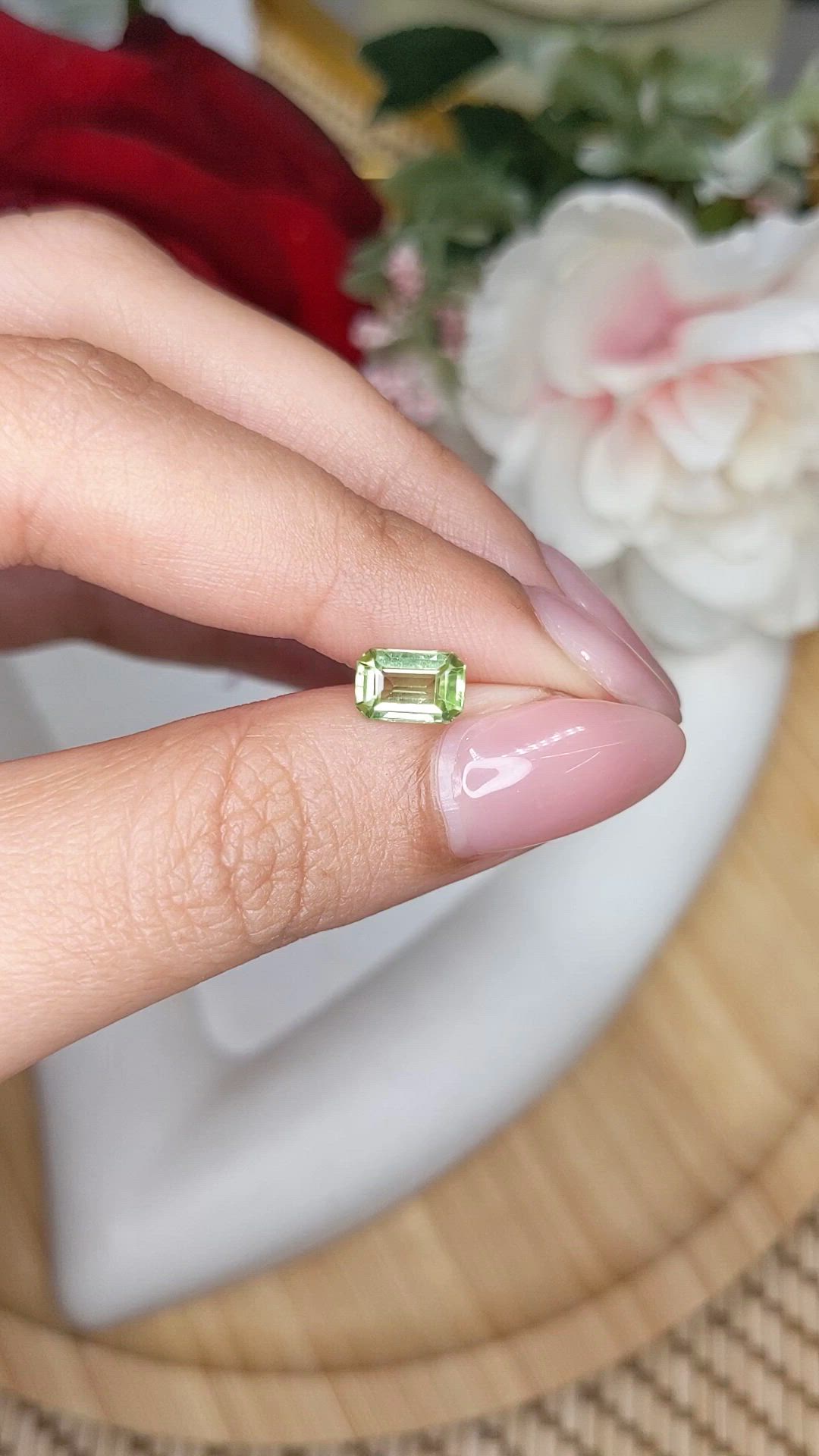 1.03 Ct. Green (Lime Green) Peridot from Pakistan Size Video