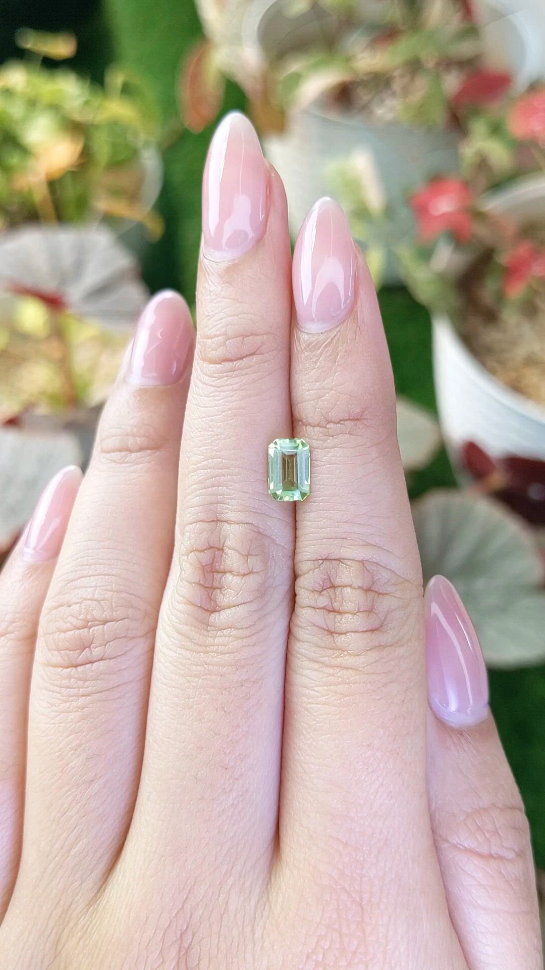 1.03 Ct. Green (Lime Green) Peridot from Pakistan Size Video