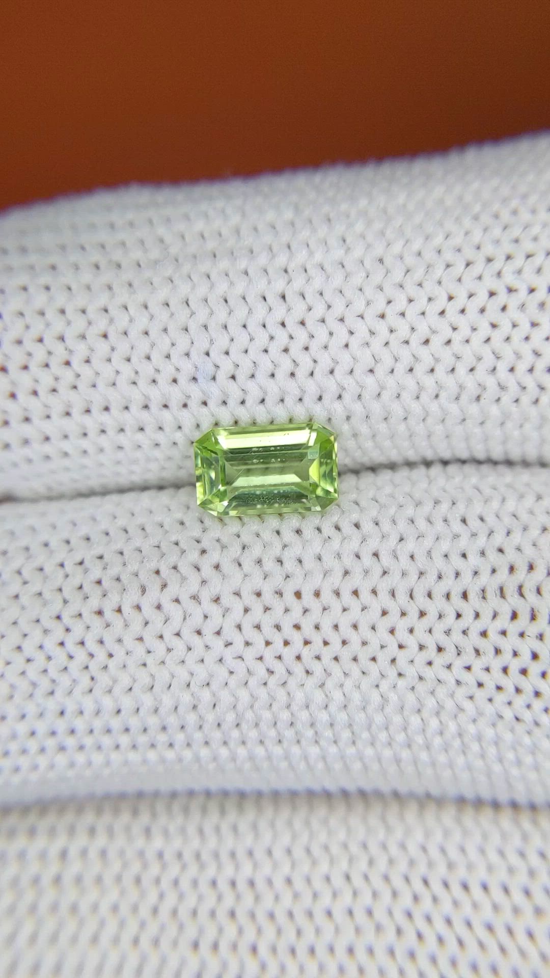 1.04 Ct. Green (Lime Green) Peridot from Pakistan Size Video