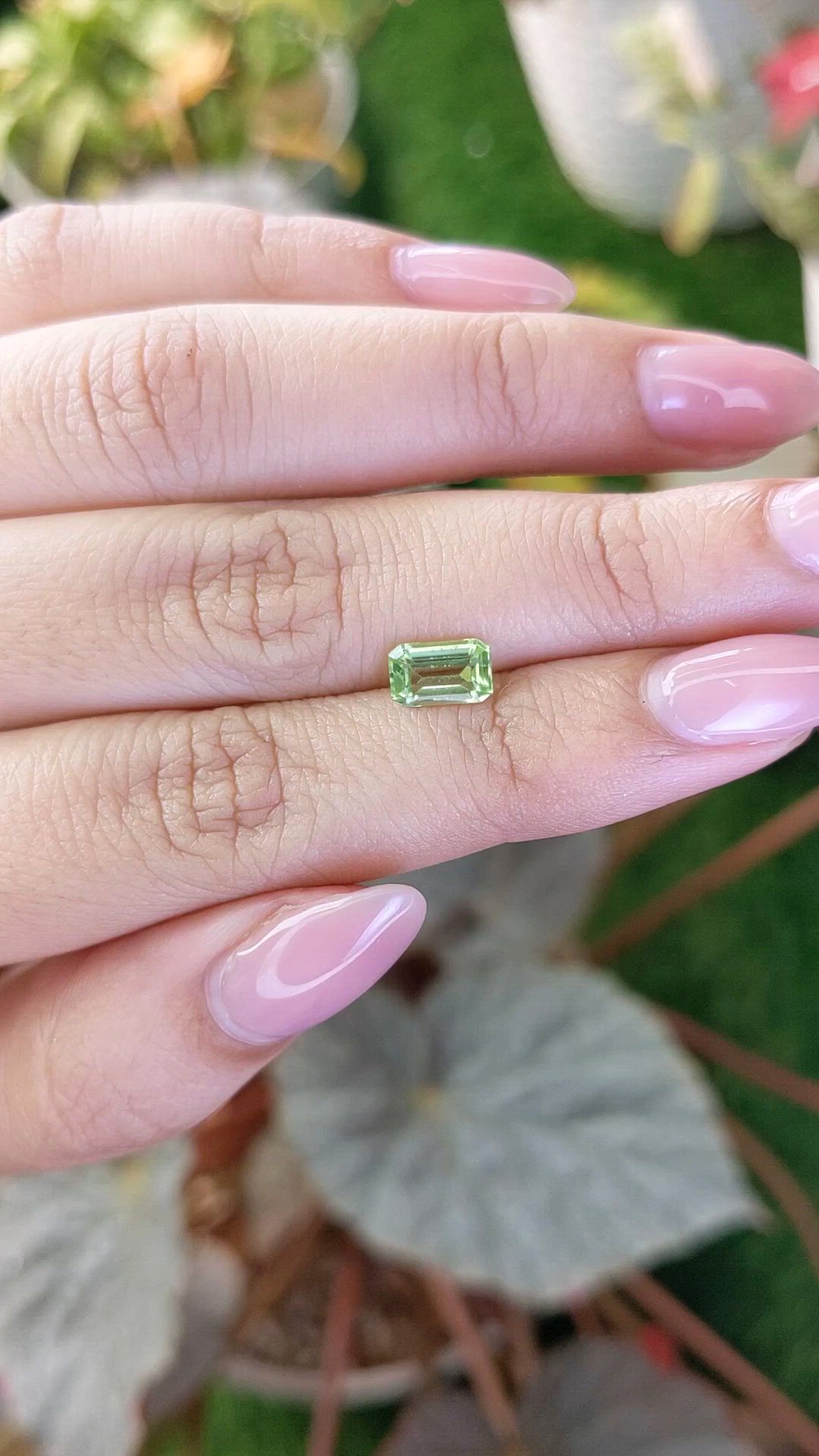 1.04 Ct. Green (Lime Green) Peridot from Pakistan Size Video