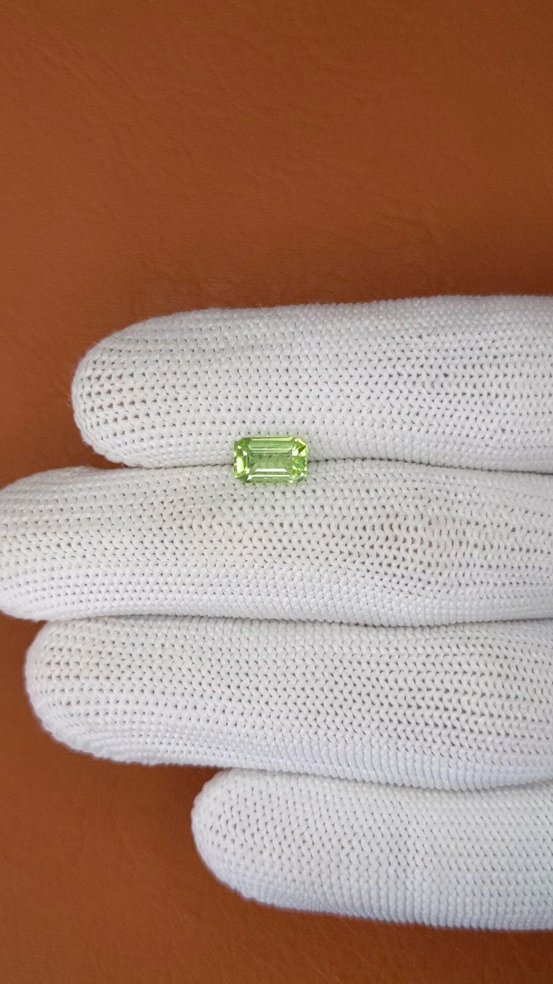 1.04 Ct. Green (Lime Green) Peridot from Pakistan Size Video