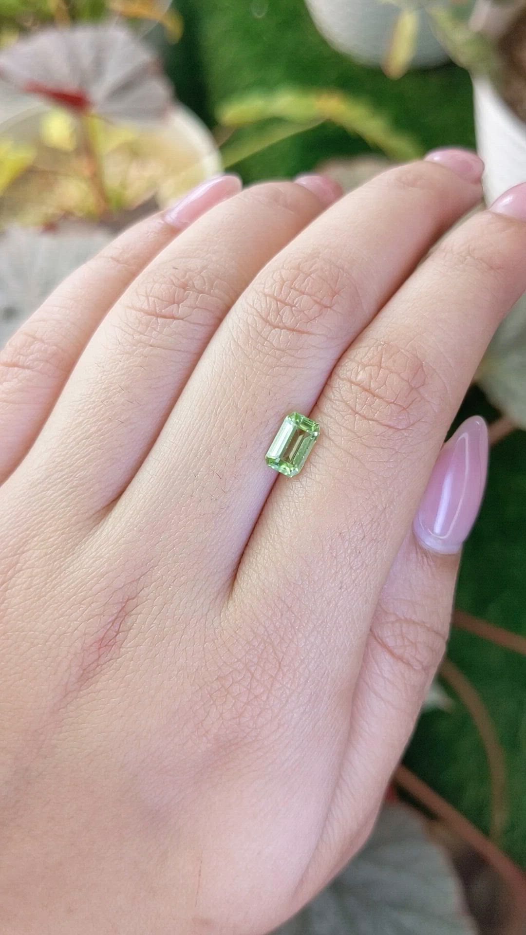 0.71 Ct. Green (Lime Green) Peridot from Pakistan Size Video