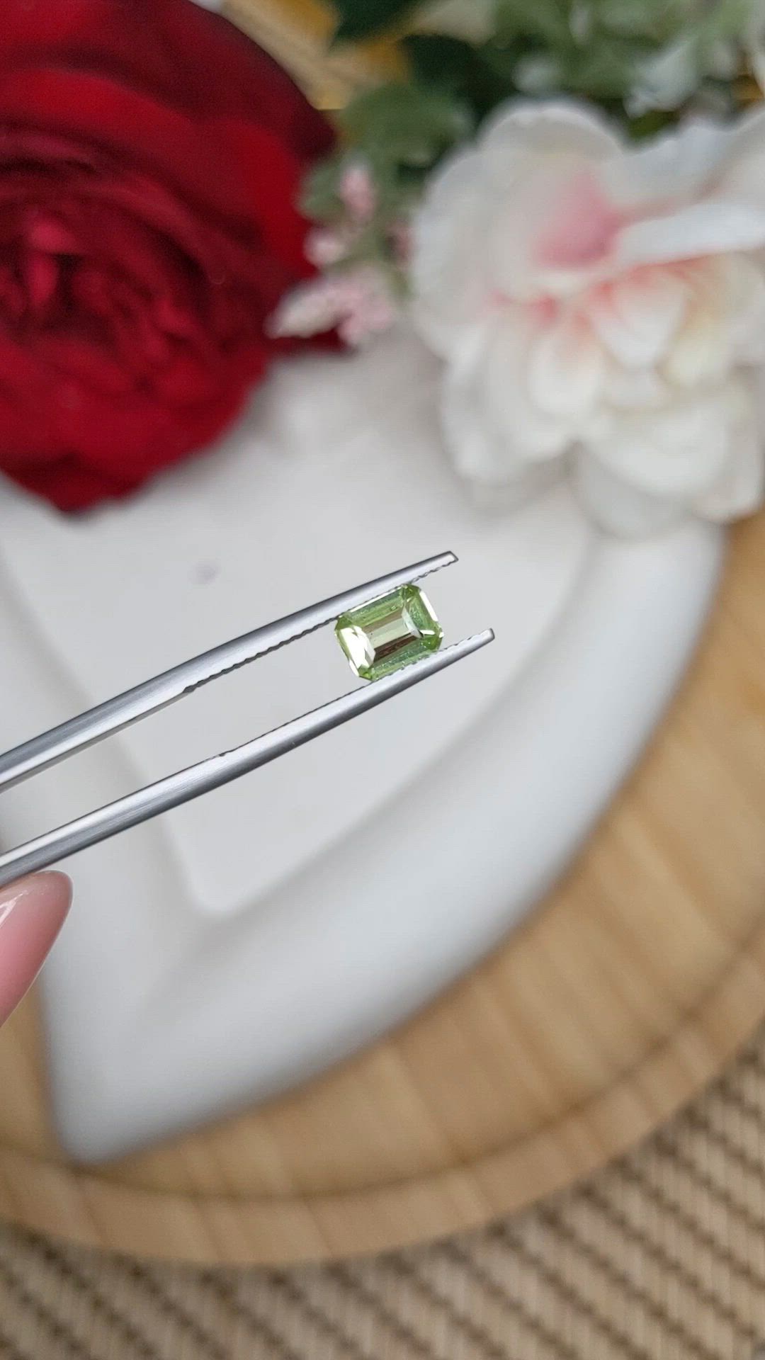 0.71 Ct. Green (Lime Green) Peridot from Pakistan Size Video