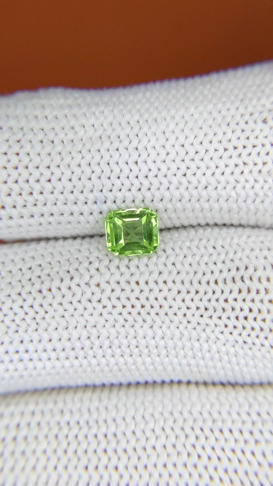 0.76 Ct. Green (Lime Green) Peridot from Pakistan Size Video