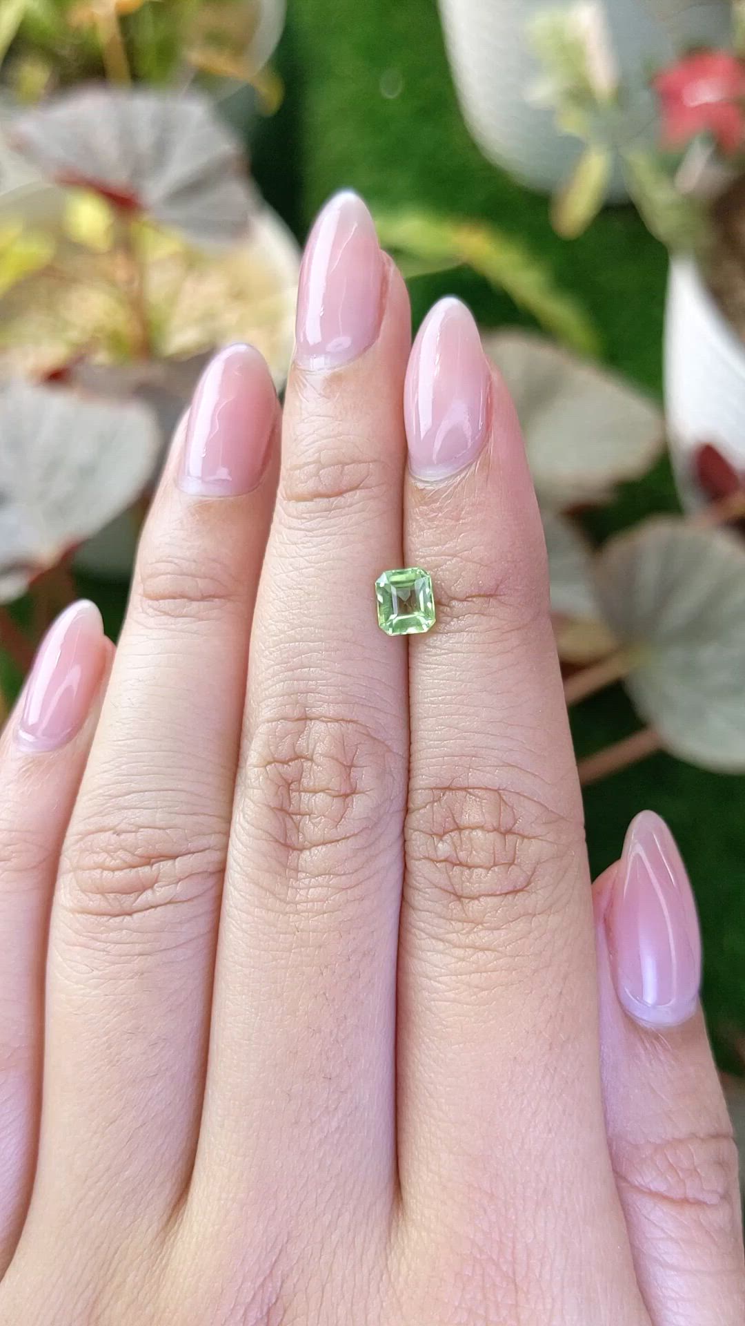 0.76 Ct. Green (Lime Green) Peridot from Pakistan Size Video