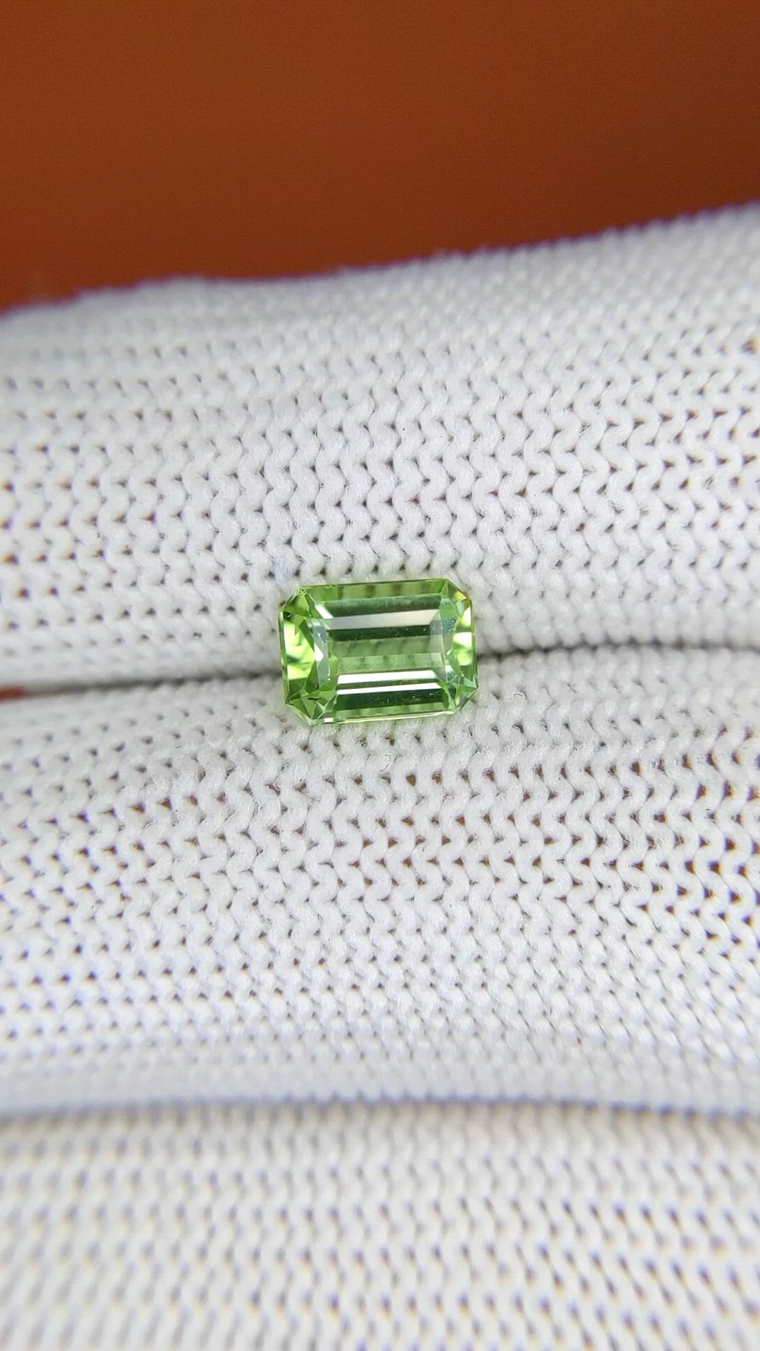 1.28 Ct. Green (Lime Green) Peridot from Pakistan Size Video