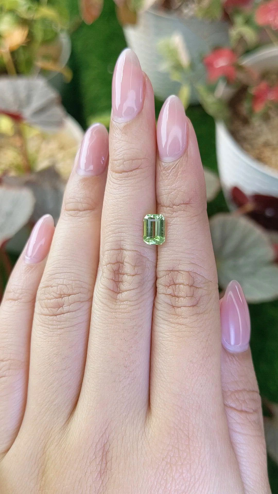 1.28 Ct. Green (Lime Green) Peridot from Pakistan Size Video