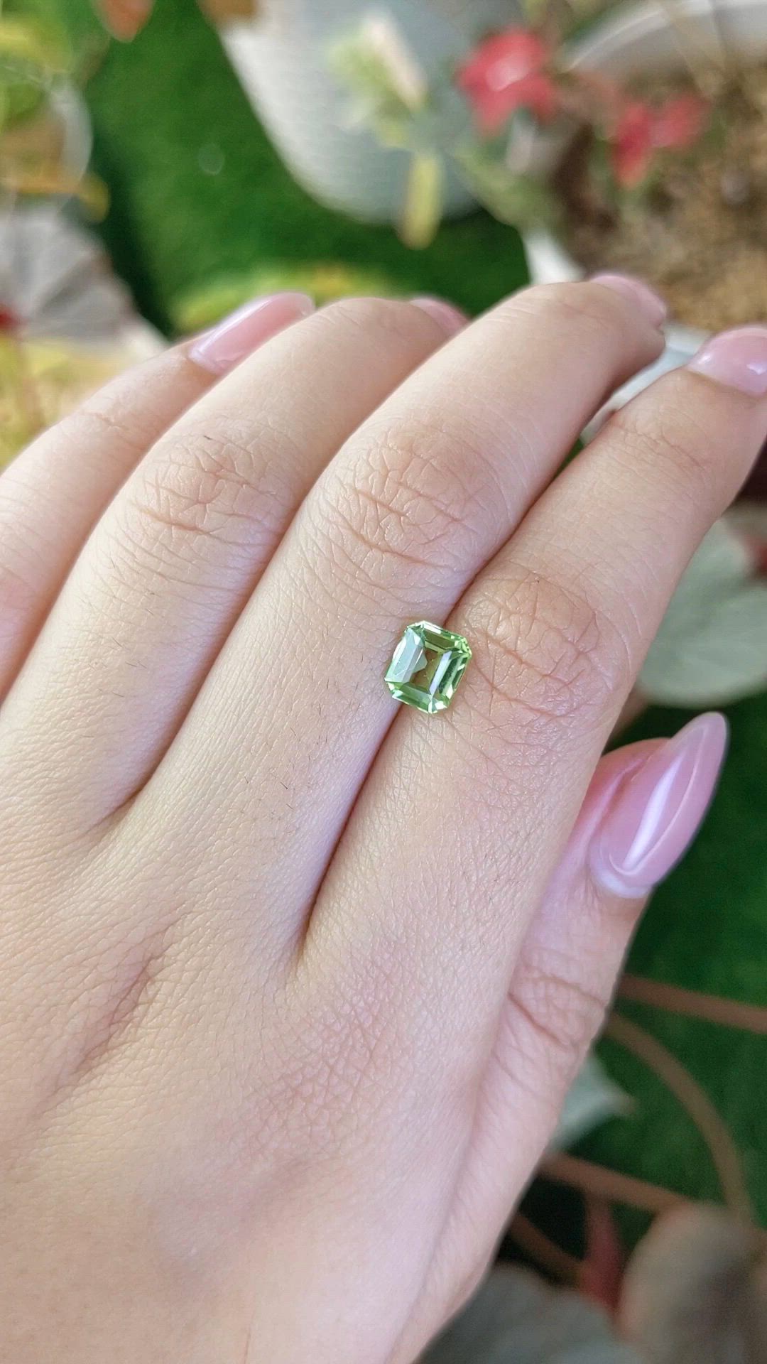 1.16 Ct. Green (Lime Green) Peridot from Pakistan Size Video