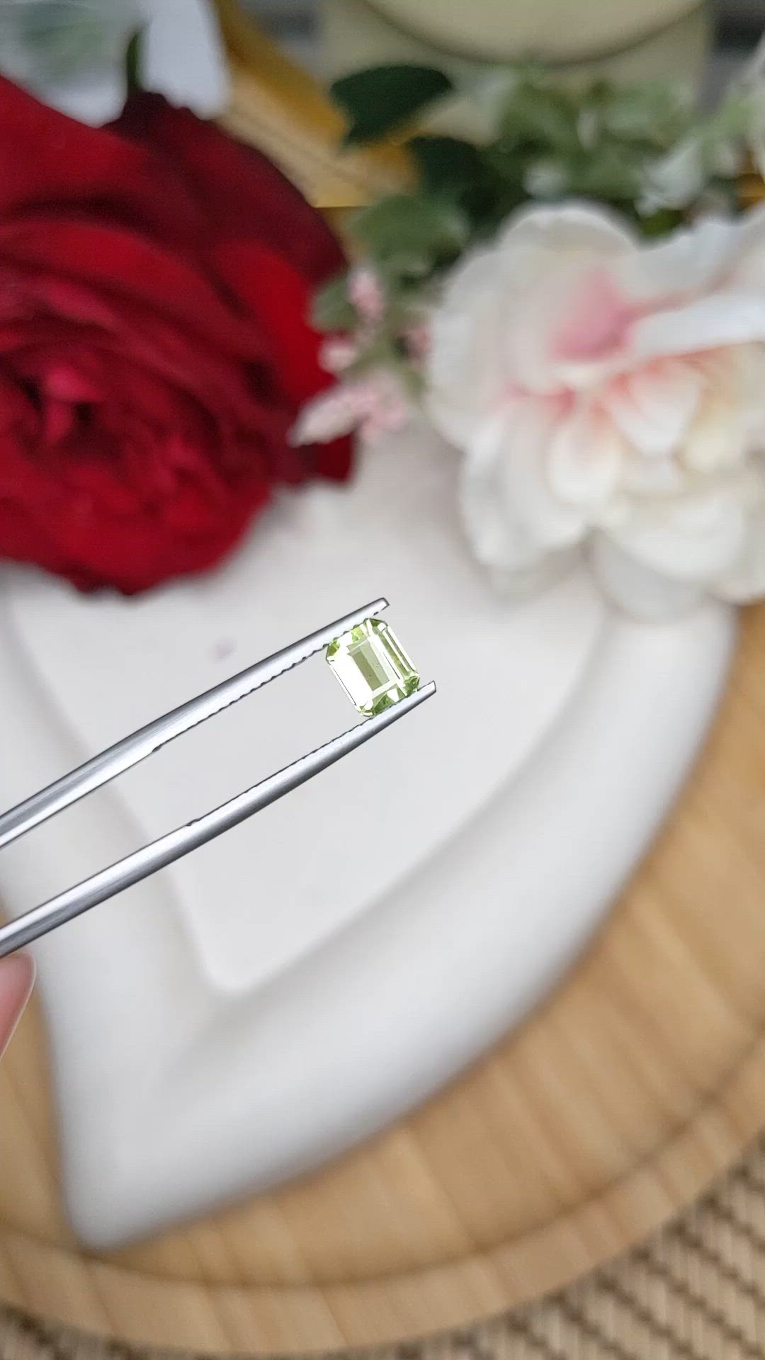 0.89 Ct. Green (Lime Green) Peridot from Pakistan Size Video