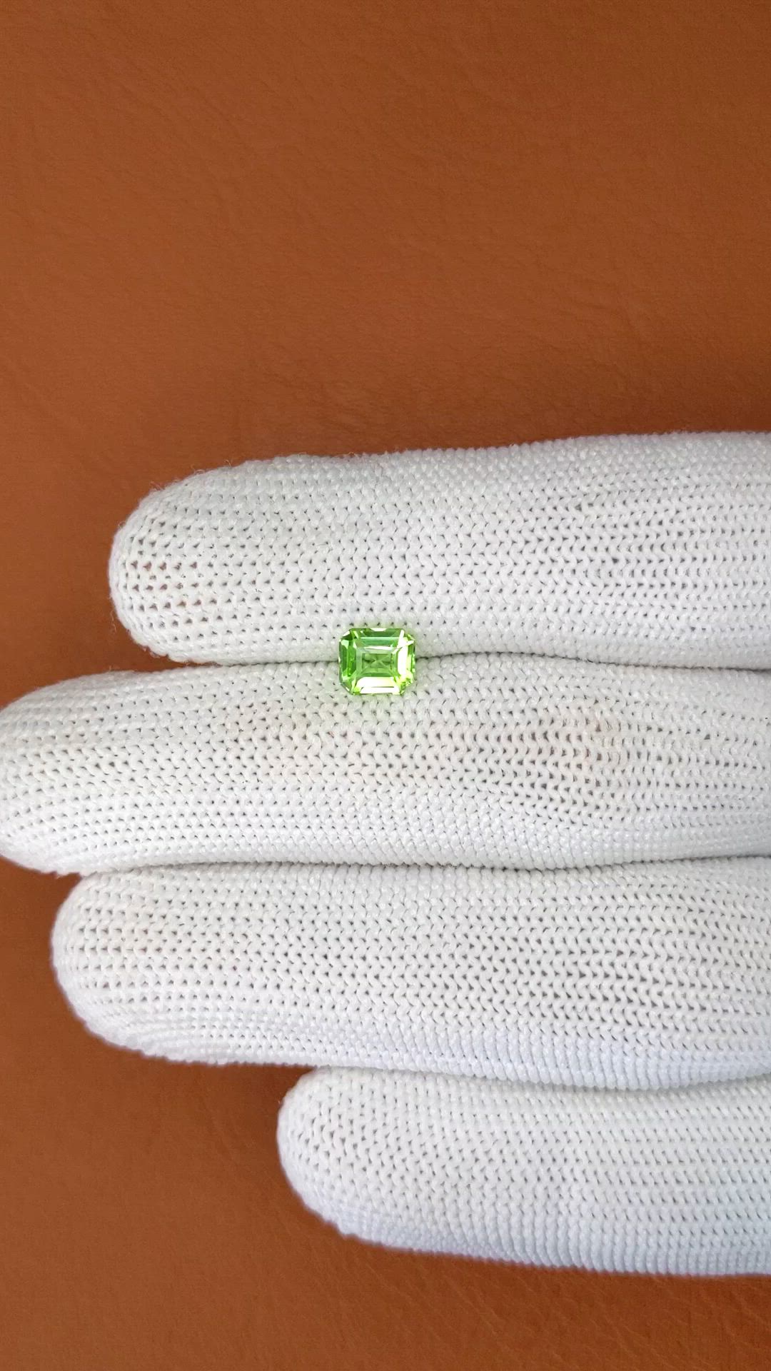 0.77 Ct. Green (Lime Green) Peridot from Pakistan Size Video