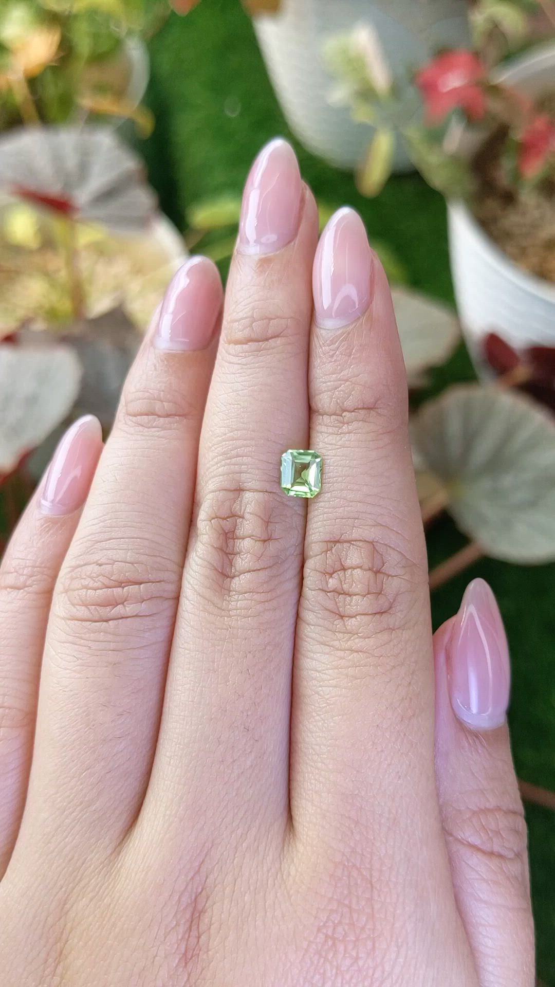 0.77 Ct. Green (Lime Green) Peridot from Pakistan Size Video