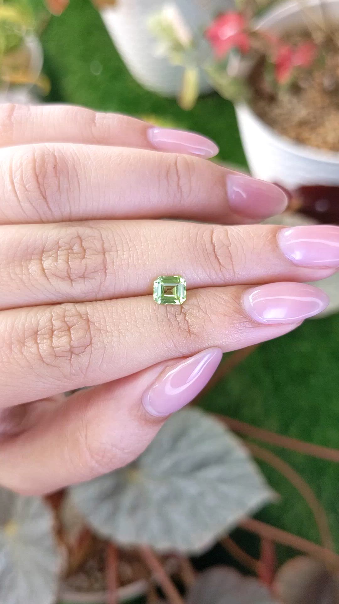0.77 Ct. Green (Lime Green) Peridot from Pakistan Size Video