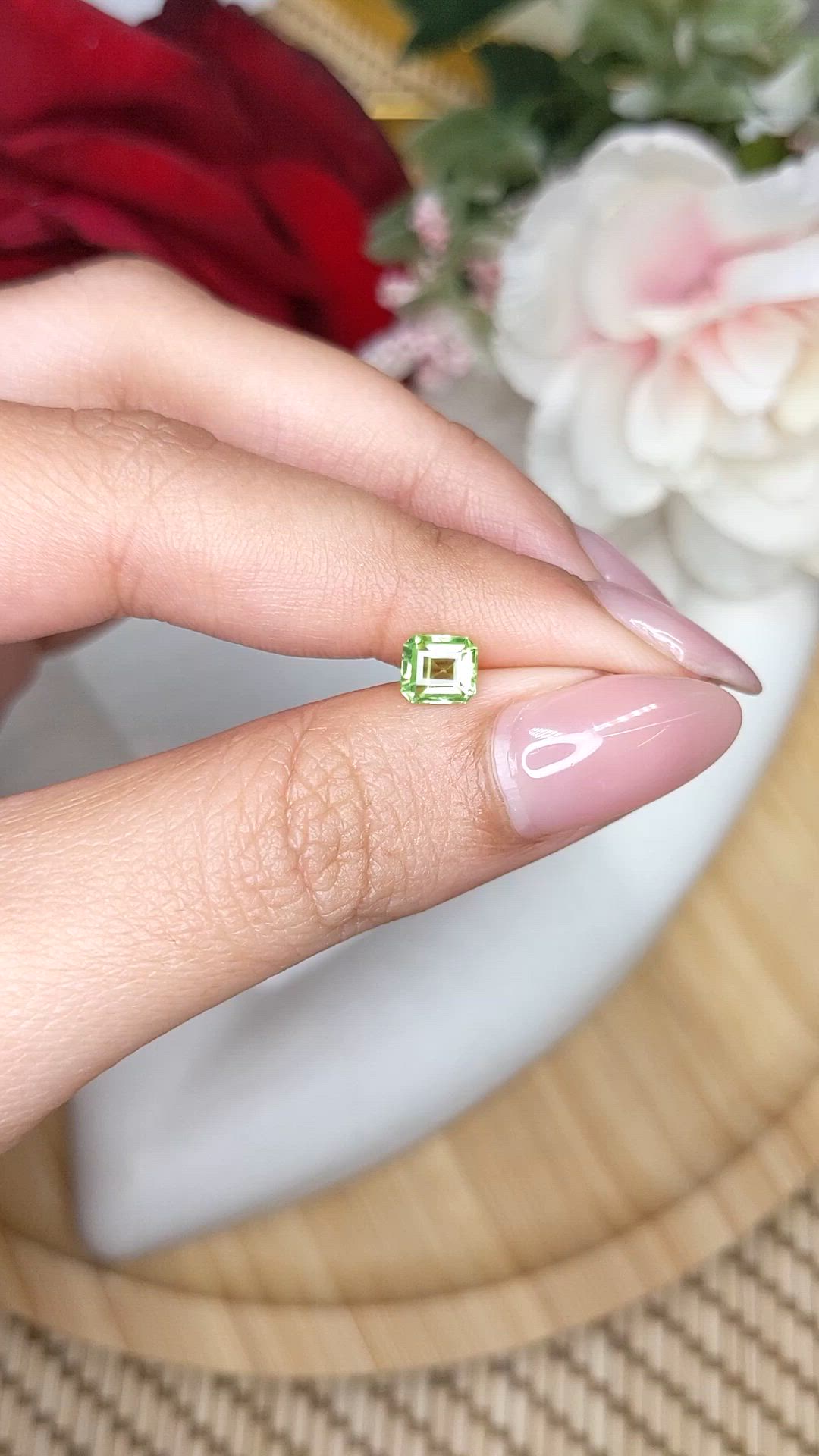0.65 Ct. Green (Lime Green) Peridot from Pakistan Size Video