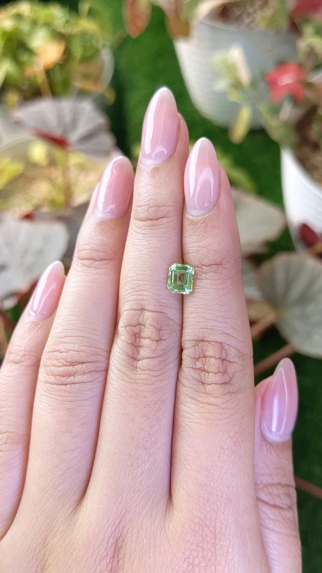 1.07 Ct. Green (Lime Green) Peridot from Pakistan Size Video