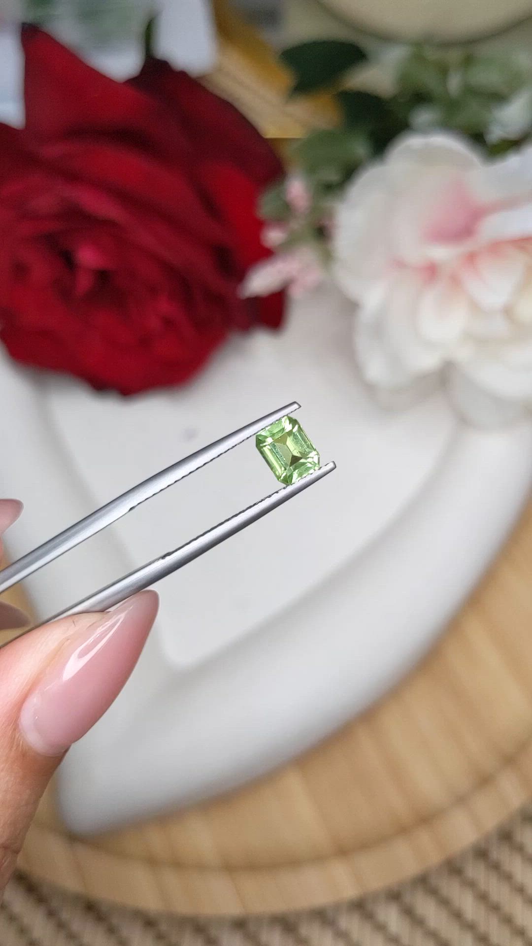 0.88 Ct. Green (Lime Green) Peridot from Pakistan Size Video