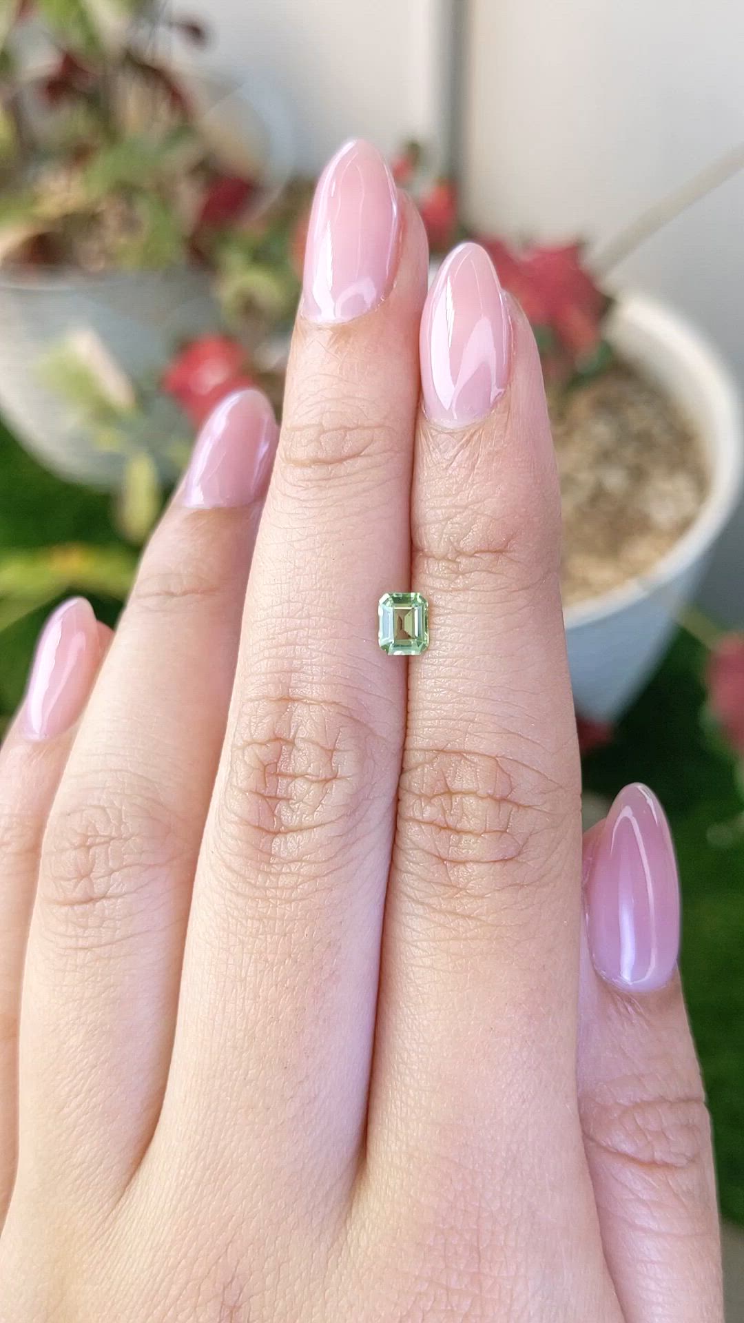 0.47 Ct. Green (Lime Green) Peridot from Pakistan Size Video