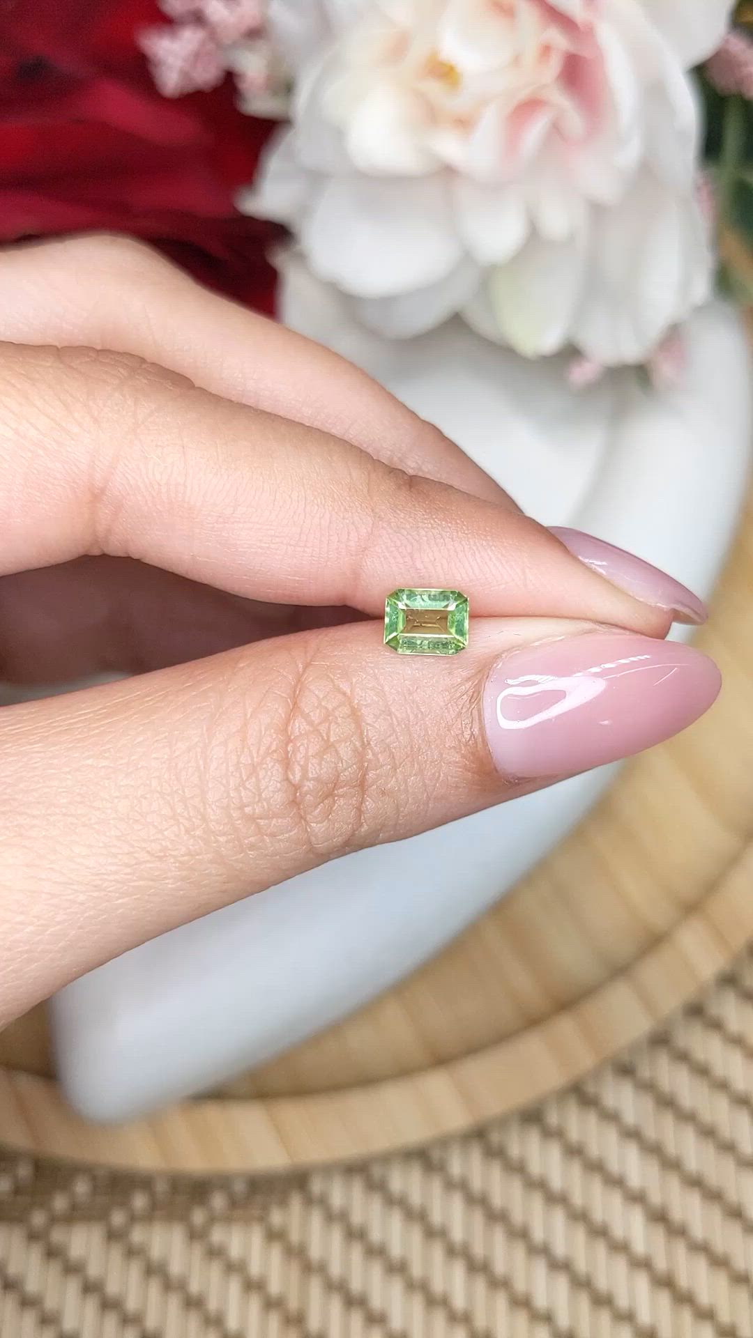 0.76 Ct. Green (Lime Green) Peridot from Pakistan Size Video