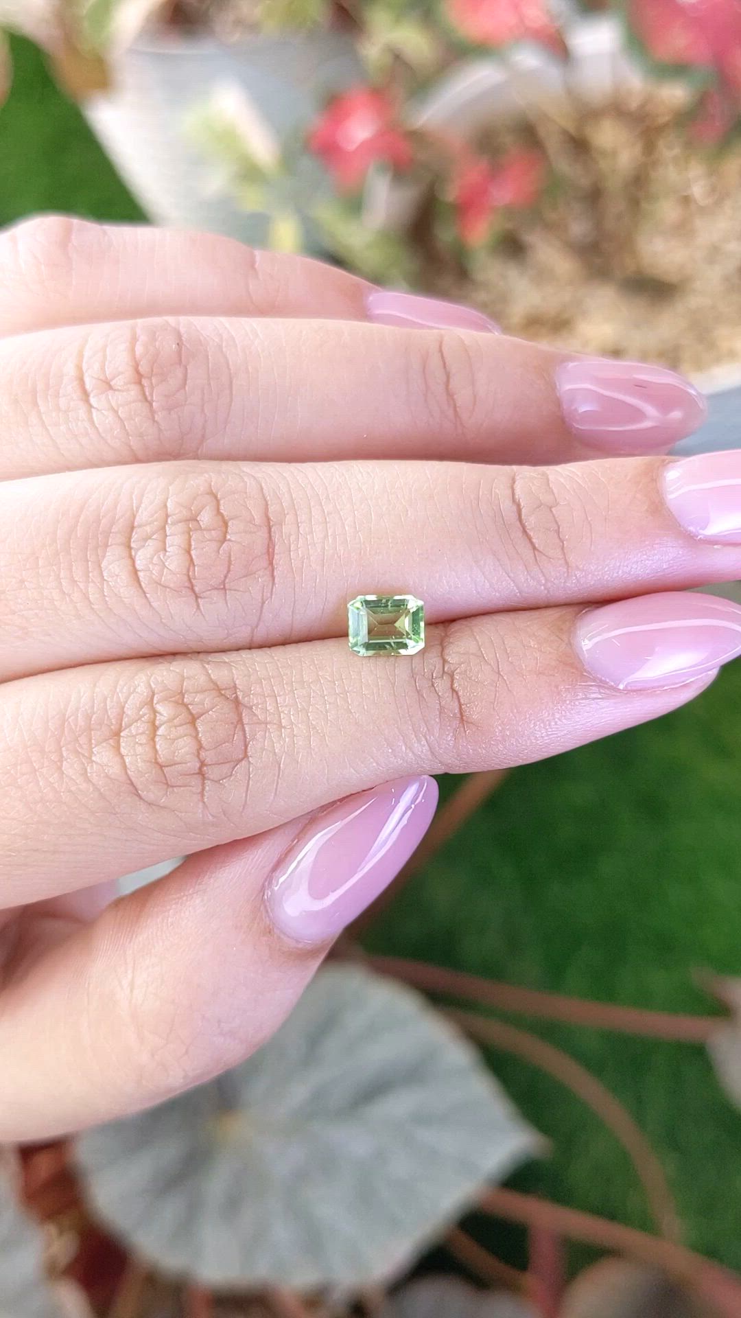 0.76 Ct. Green (Lime Green) Peridot from Pakistan Size Video