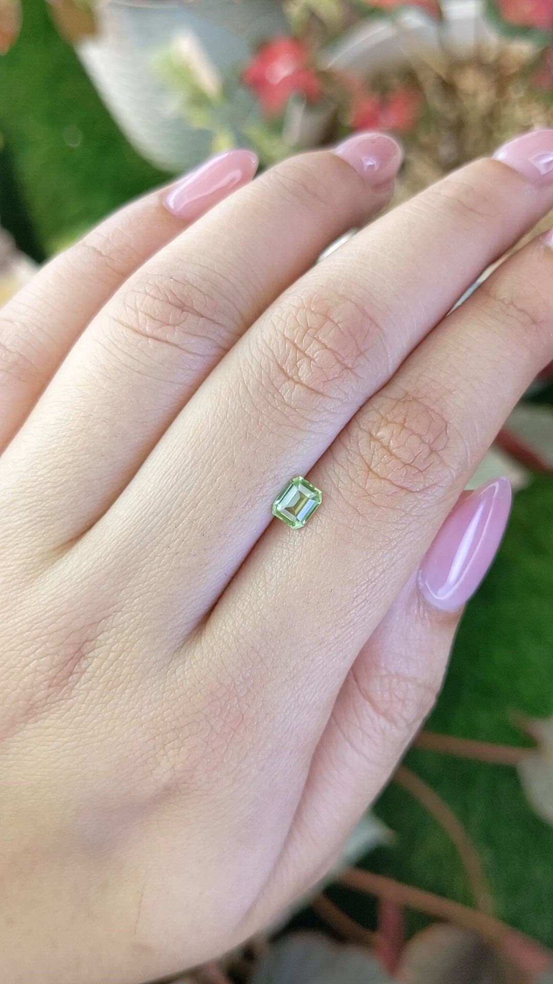 0.51 Ct. Green (Lime Green) Peridot from Pakistan Size Video