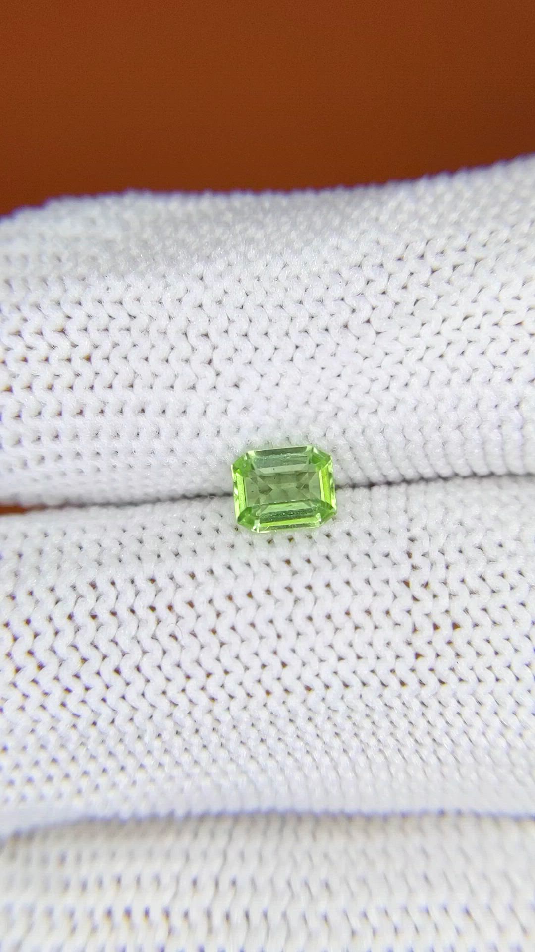 0.51 Ct. Green (Lime Green) Peridot from Pakistan Size Video