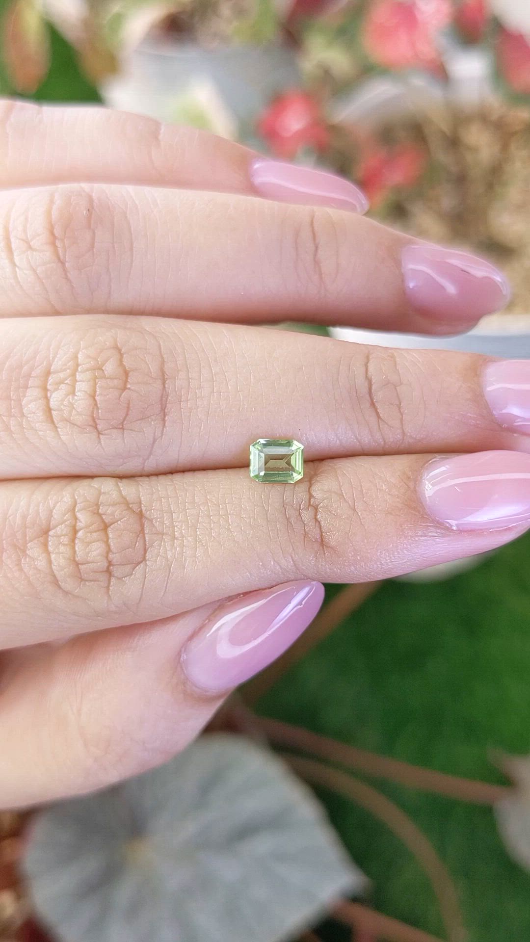 0.51 Ct. Green (Lime Green) Peridot from Pakistan Size Video