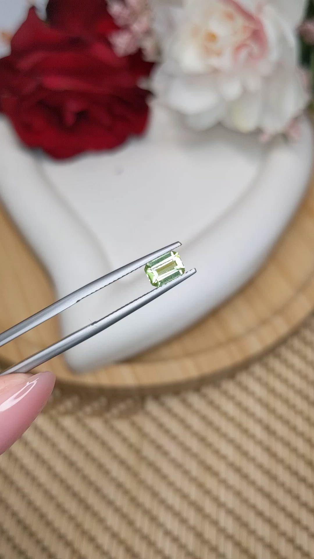 0.65 Ct. Green (Lime Green) Peridot from Pakistan Size Video