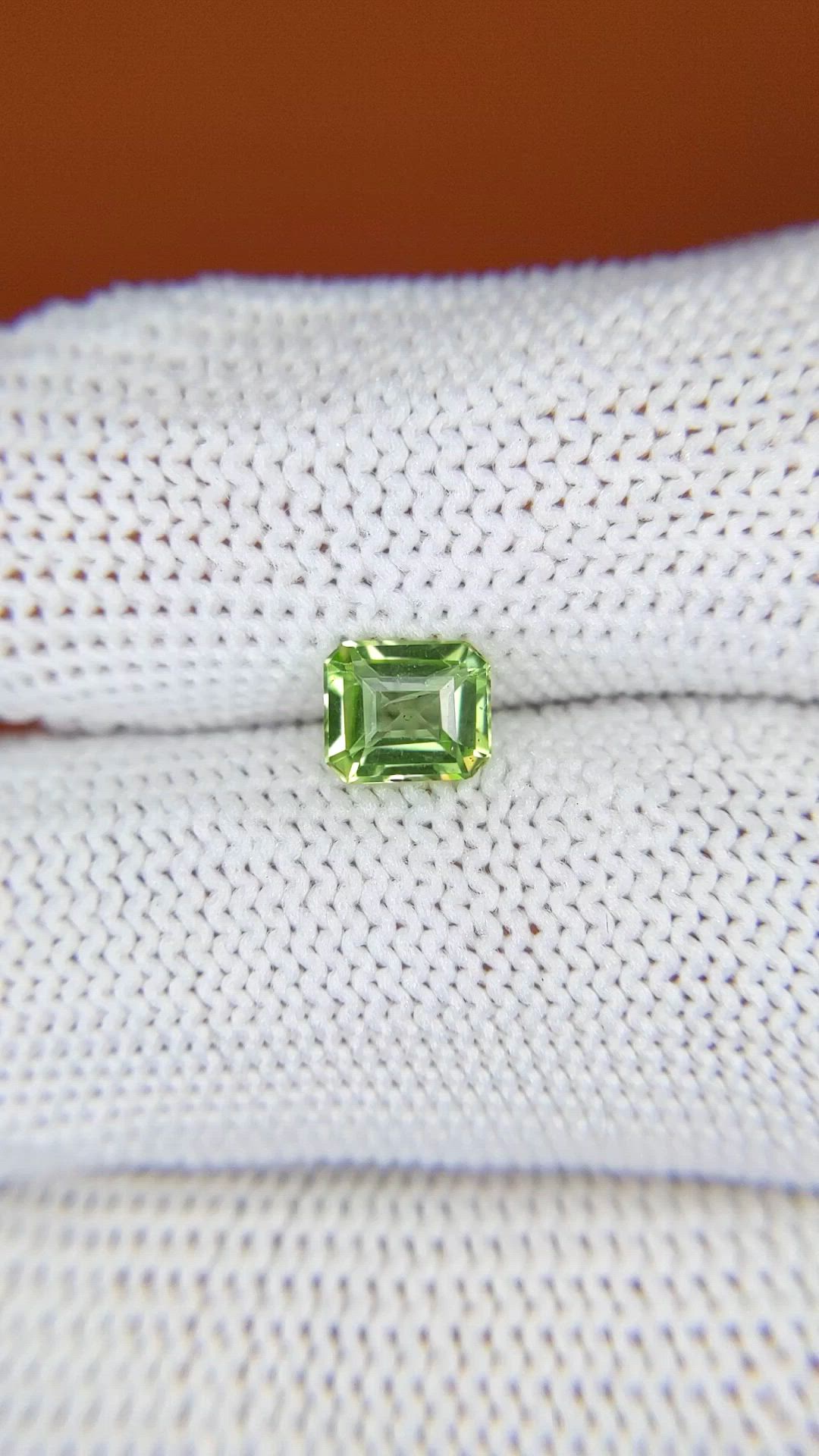0.82 Ct. Green (Lime Green) Peridot from Pakistan Size Video