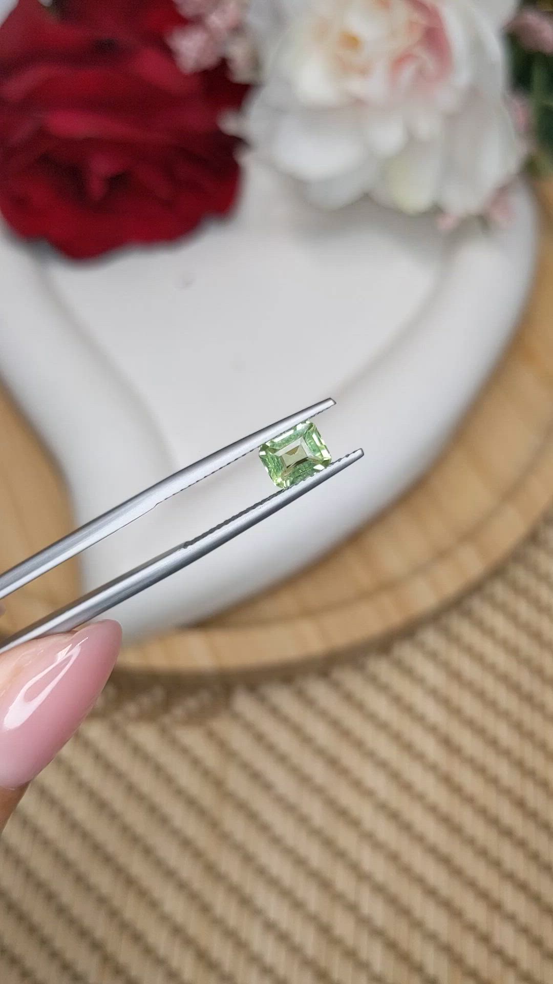 0.82 Ct. Green (Lime Green) Peridot from Pakistan Size Video