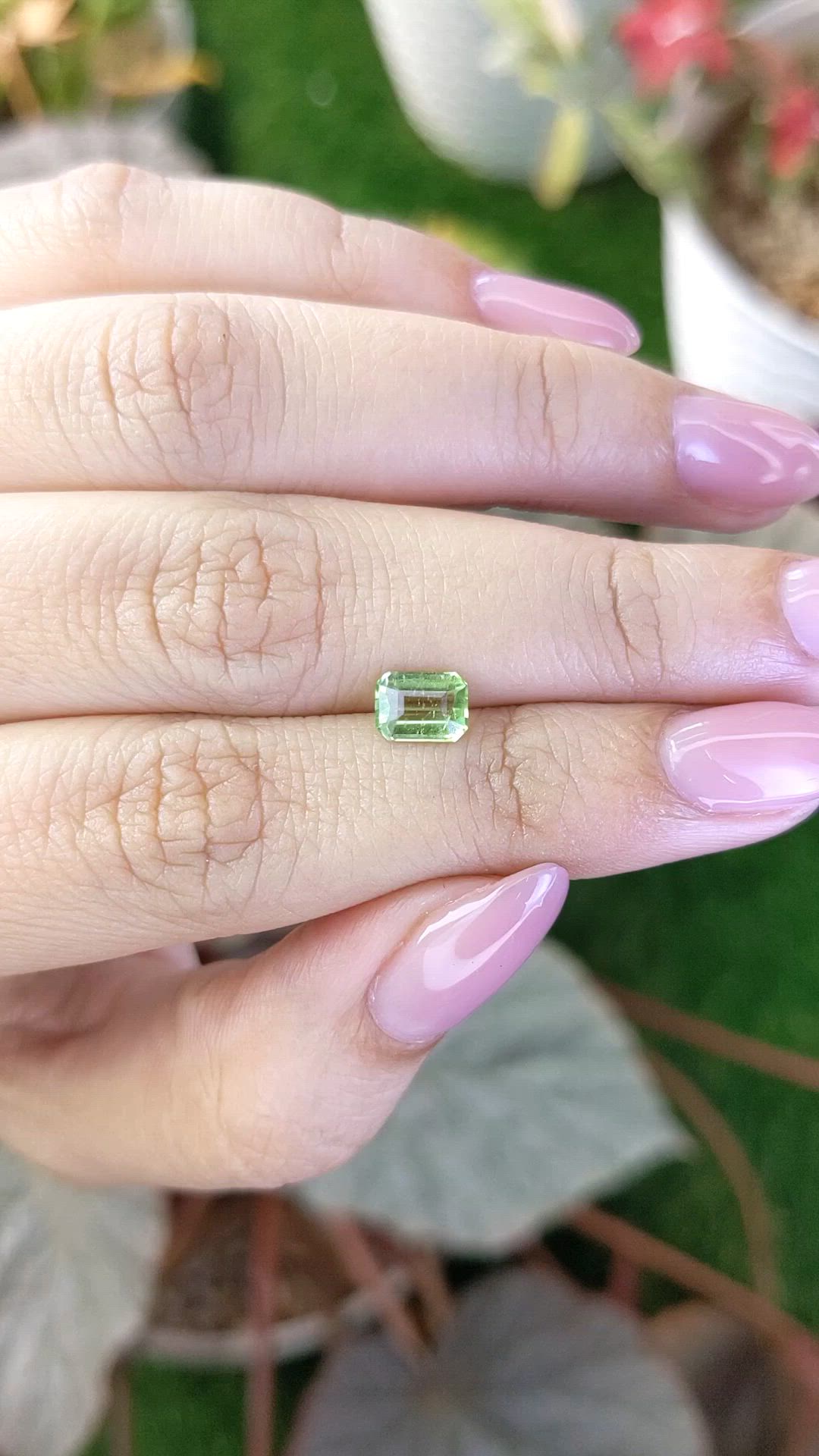 0.84 Ct. Green (Lime Green) Peridot from Pakistan Size Video