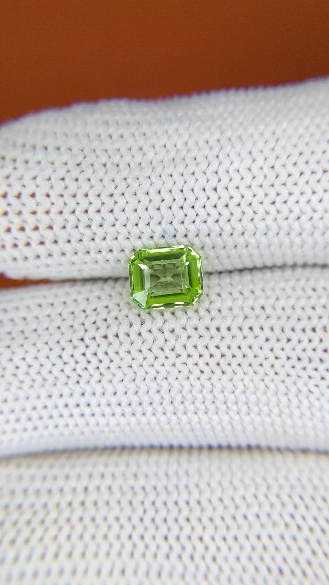 1.21 Ct. Green (Lime Green) Peridot from Pakistan Size Video