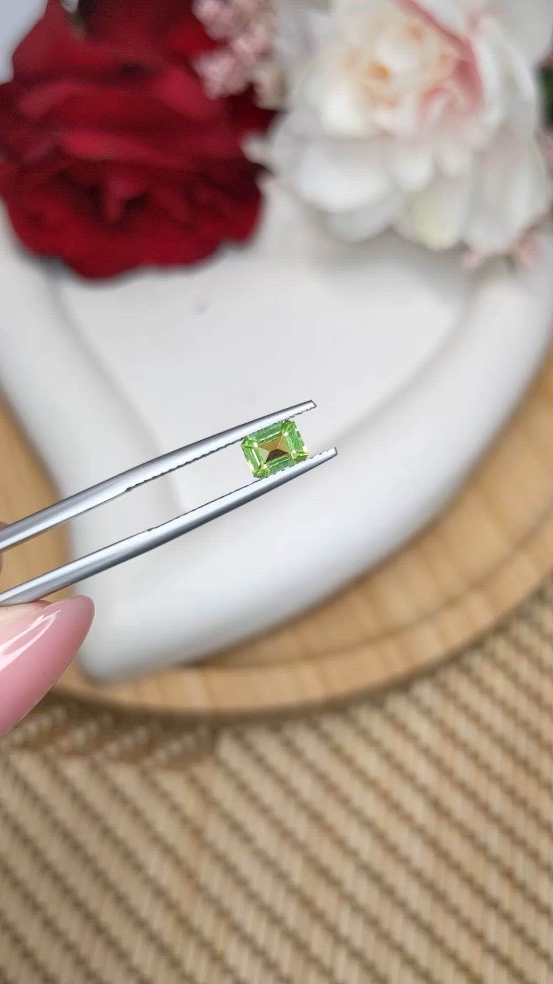 0.69 Ct. Green (Lime Green) Peridot from Pakistan Size Video