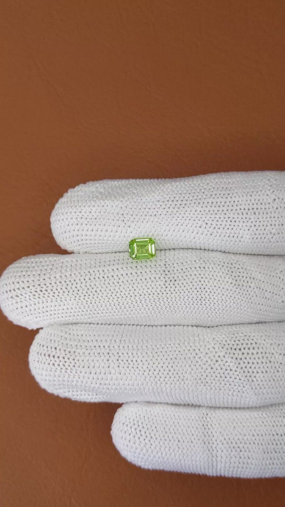 0.69 Ct. Green (Lime Green) Peridot from Pakistan Size Video